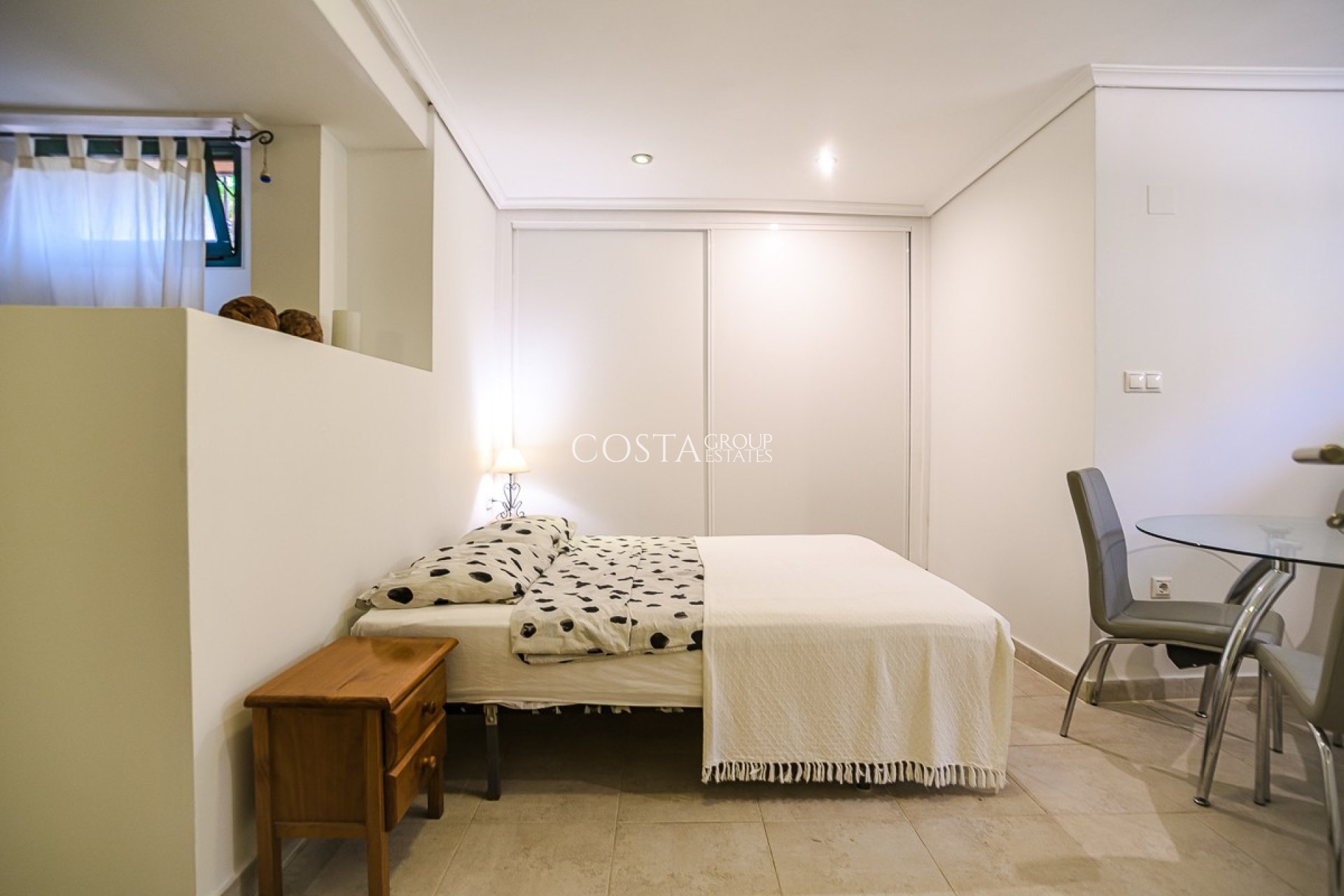 Herverkoop - Villa -
Torrevieja - Torrevieja Centro