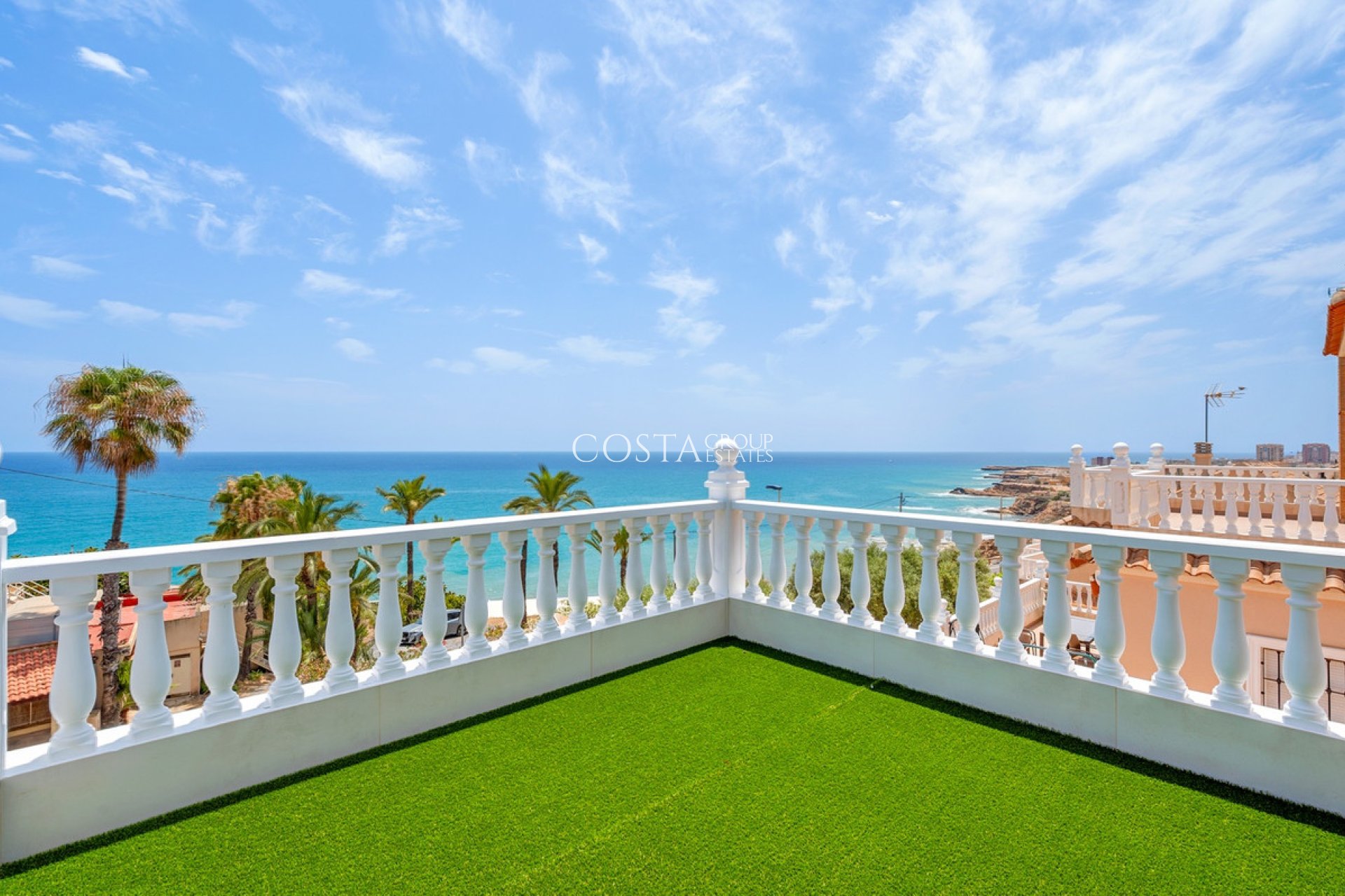 Herverkoop - Villa -
Torrevieja