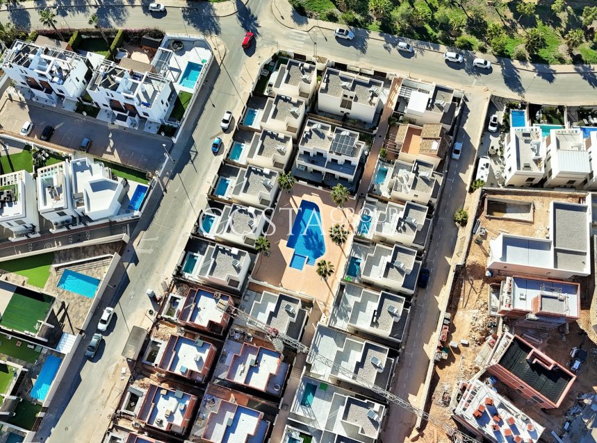 Herverkoop - Villa -
Villamartín - PAU 8