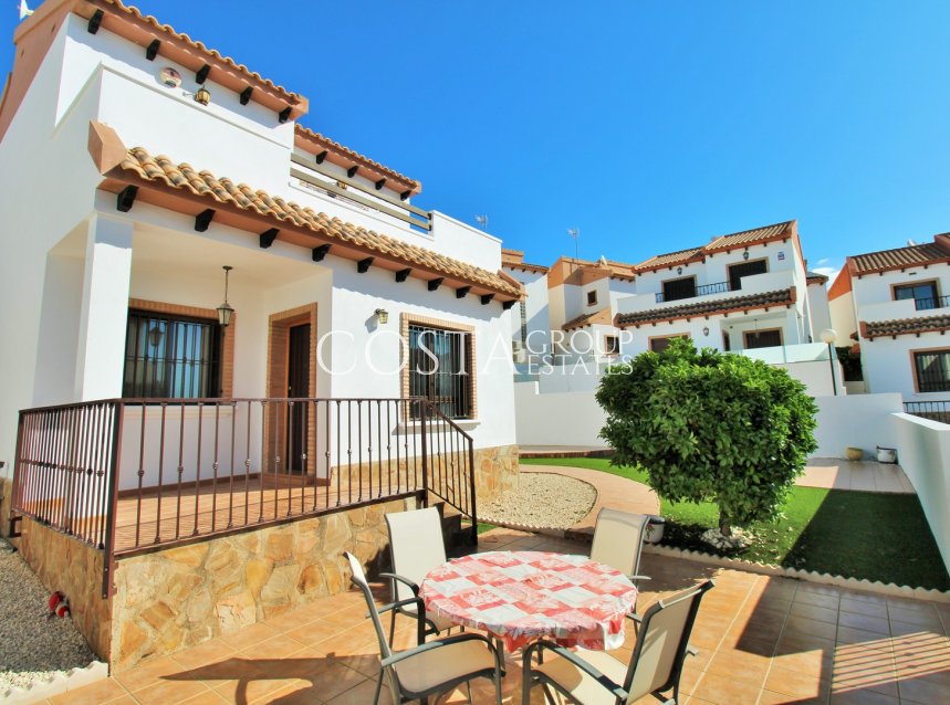 Herverkoop - Villa -
Villamartín - PAU 8