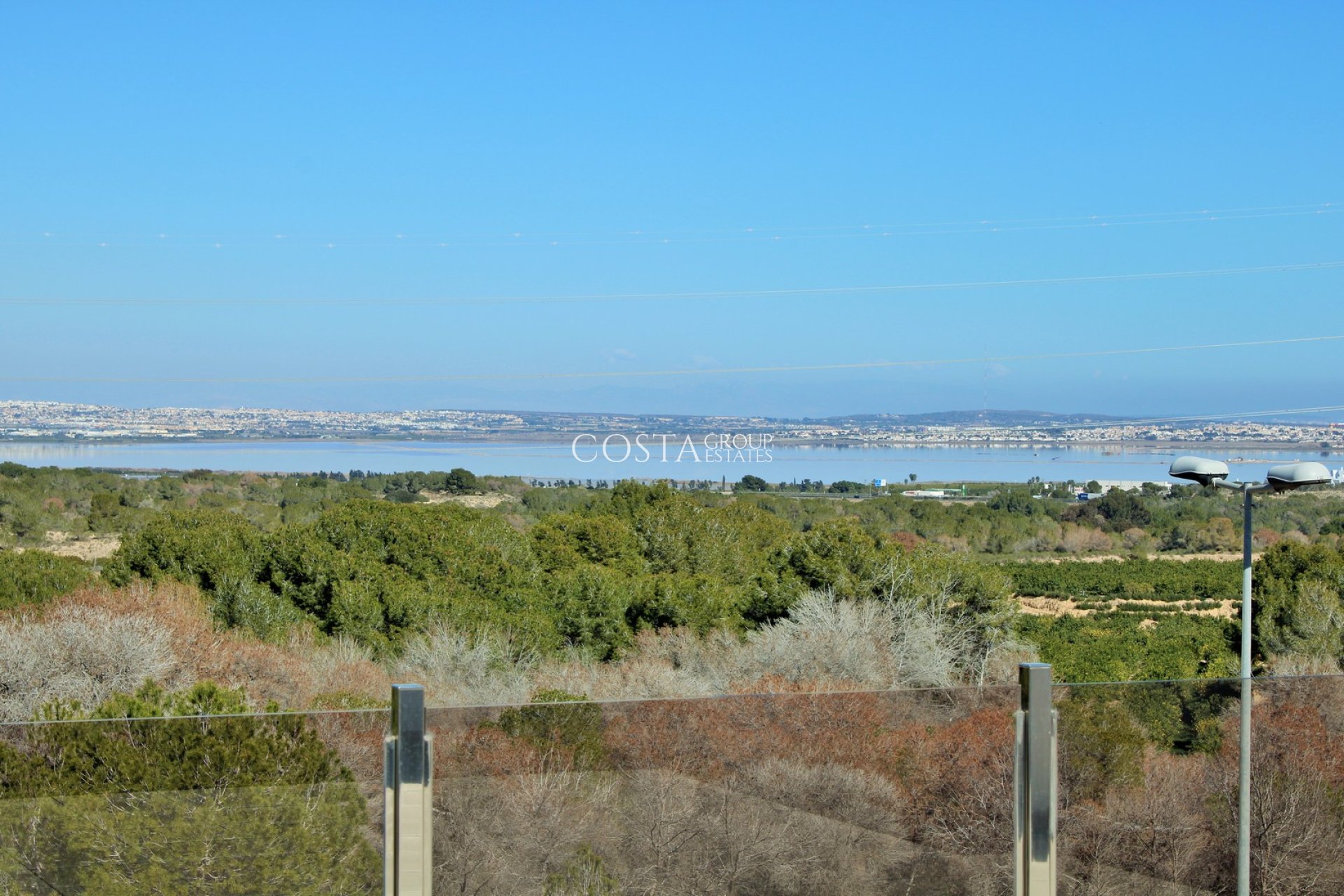 Herverkoop - Villa -
Villamartín