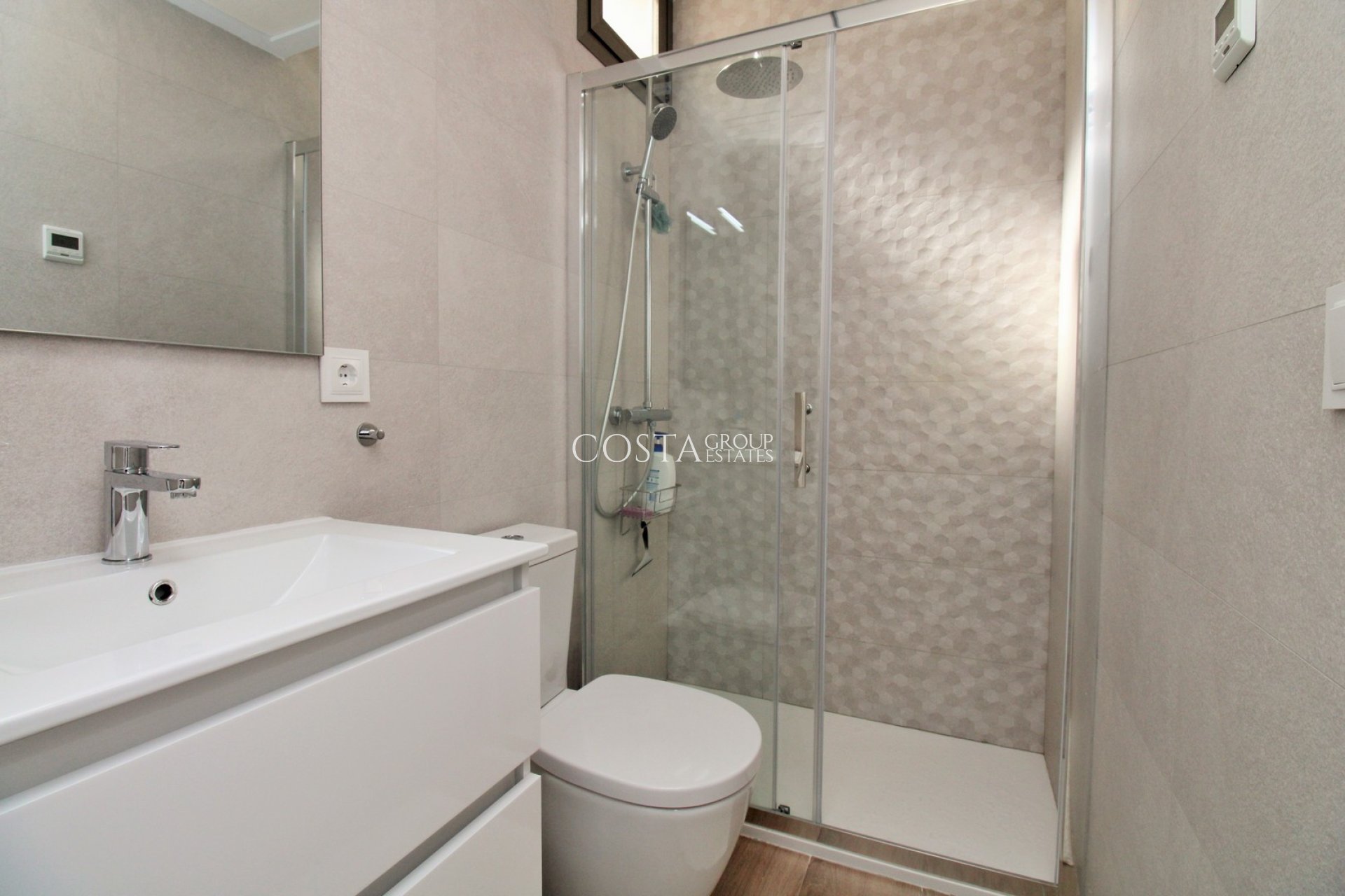 Herverkoop - Villa -
Villamartín