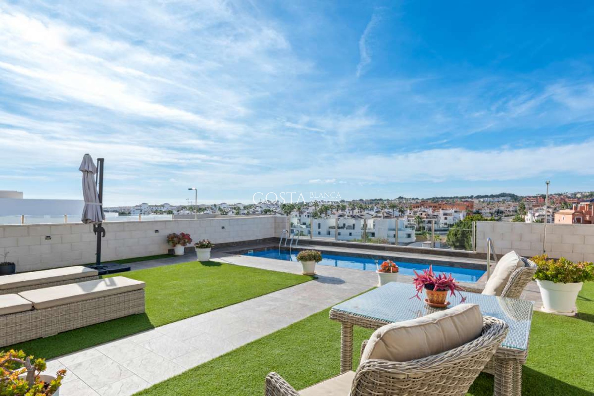 Herverkoop - Villa -
Villamartín