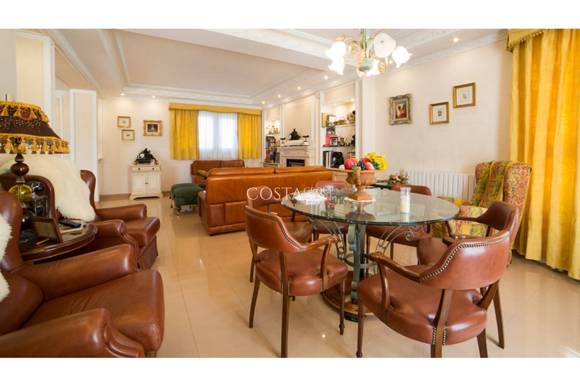 Herverkoop - Villa -
Yecla - Yecla Centro