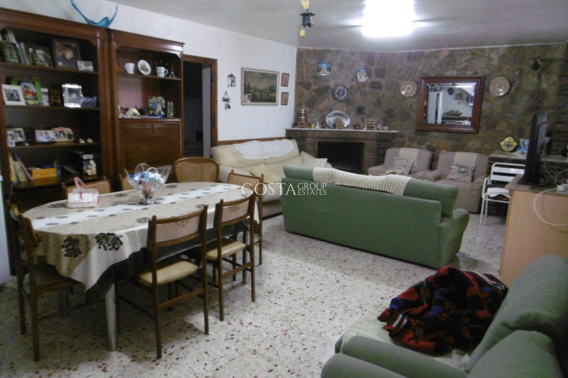 Herverkoop - Villa -
Yecla - Yecla Centro