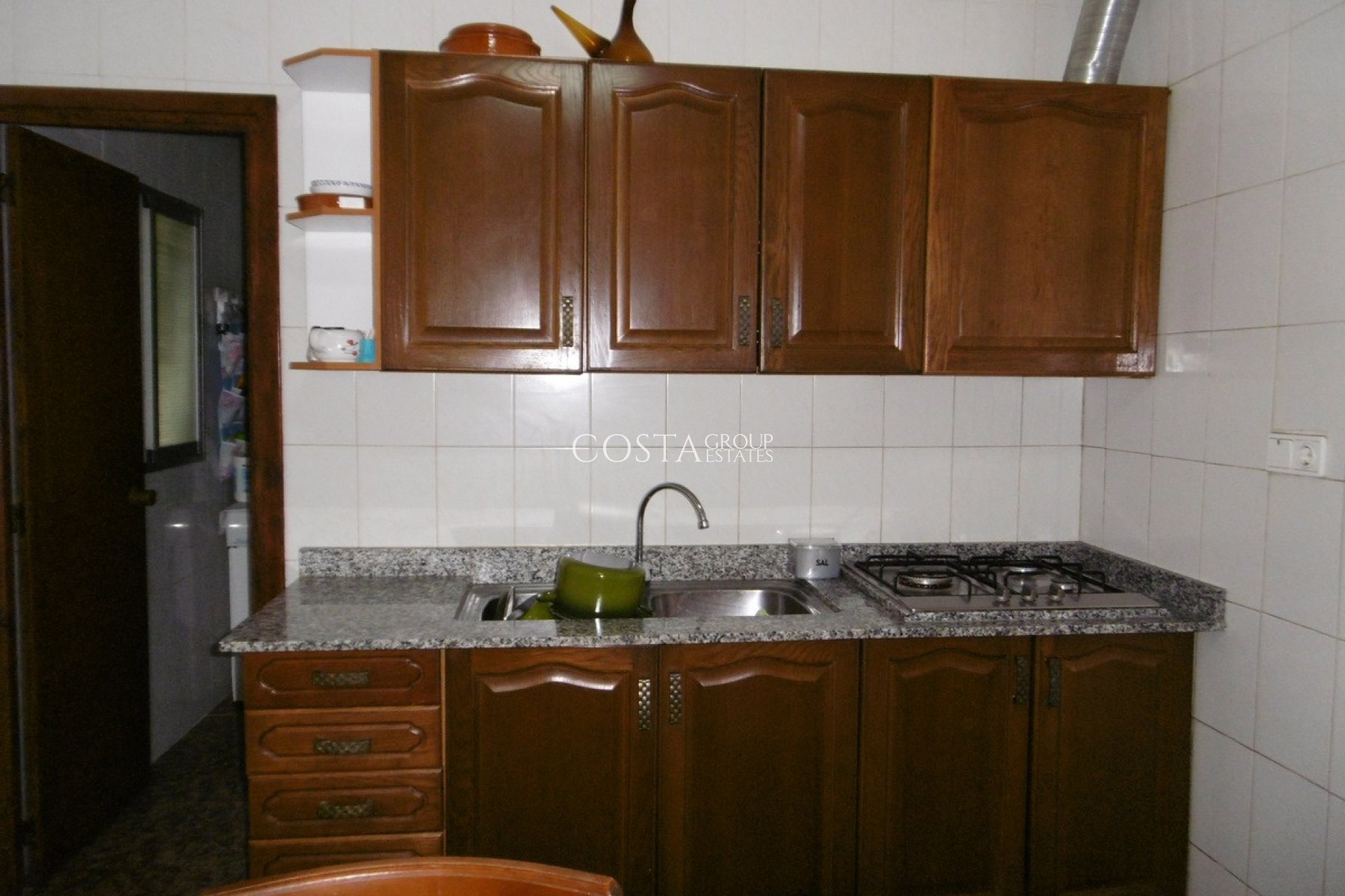 Herverkoop - Villa -
Yecla - Yecla Centro