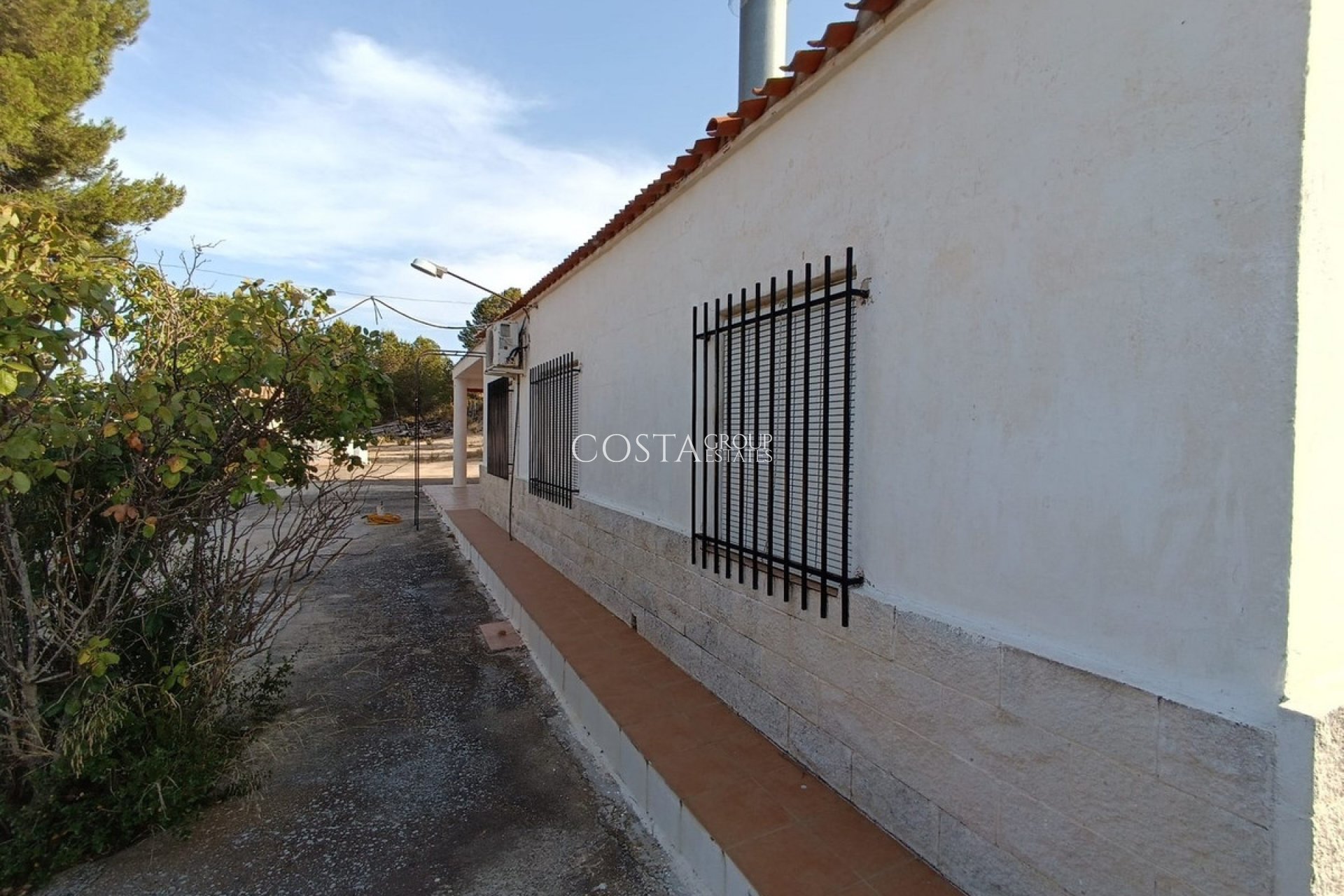 Herverkoop - Villa -
Yecla - Yecla Centro