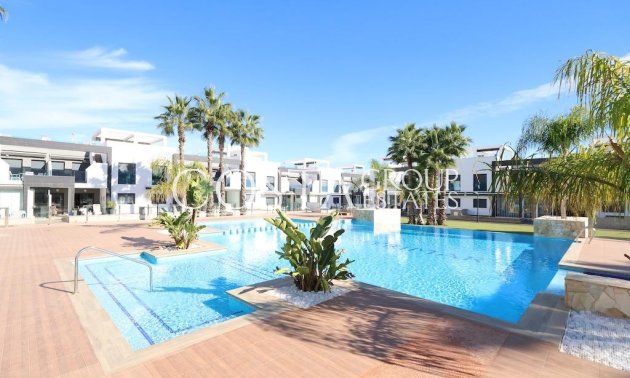 House - Resale - Orihuela Costa - La Zenia