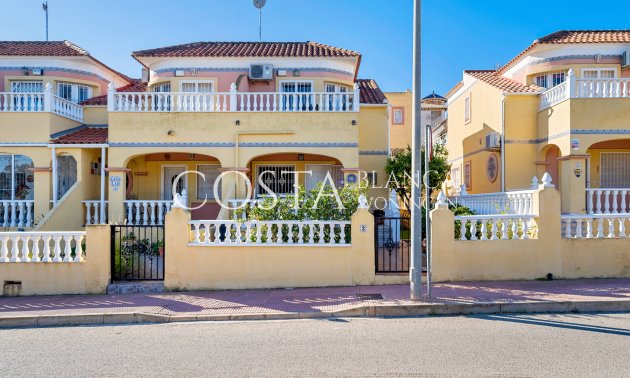 House - Wiederverkauf - Orihuela Costa - Villamartín