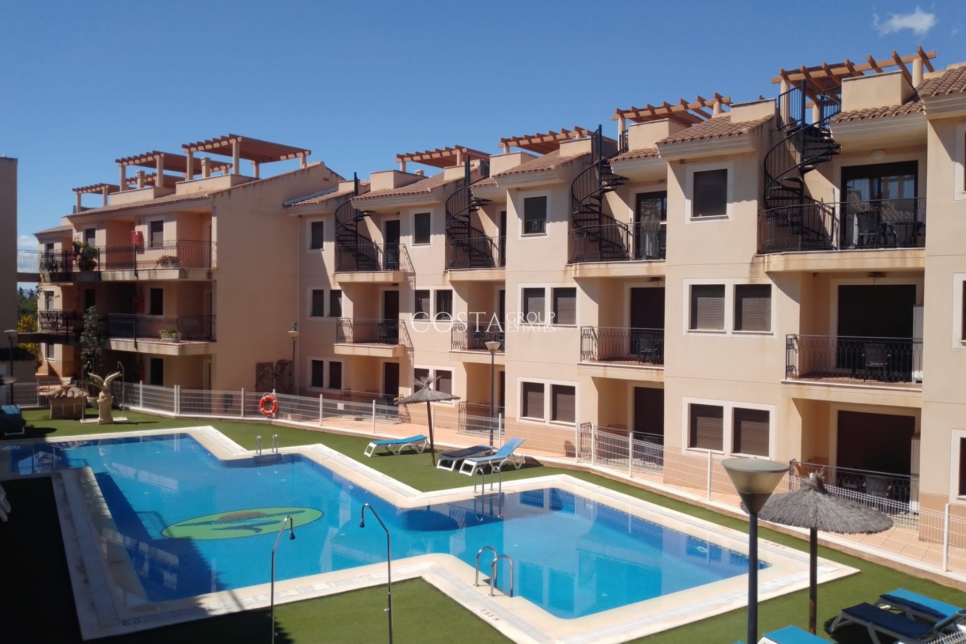 Neue Gebäude - Apartments -
Aguilas