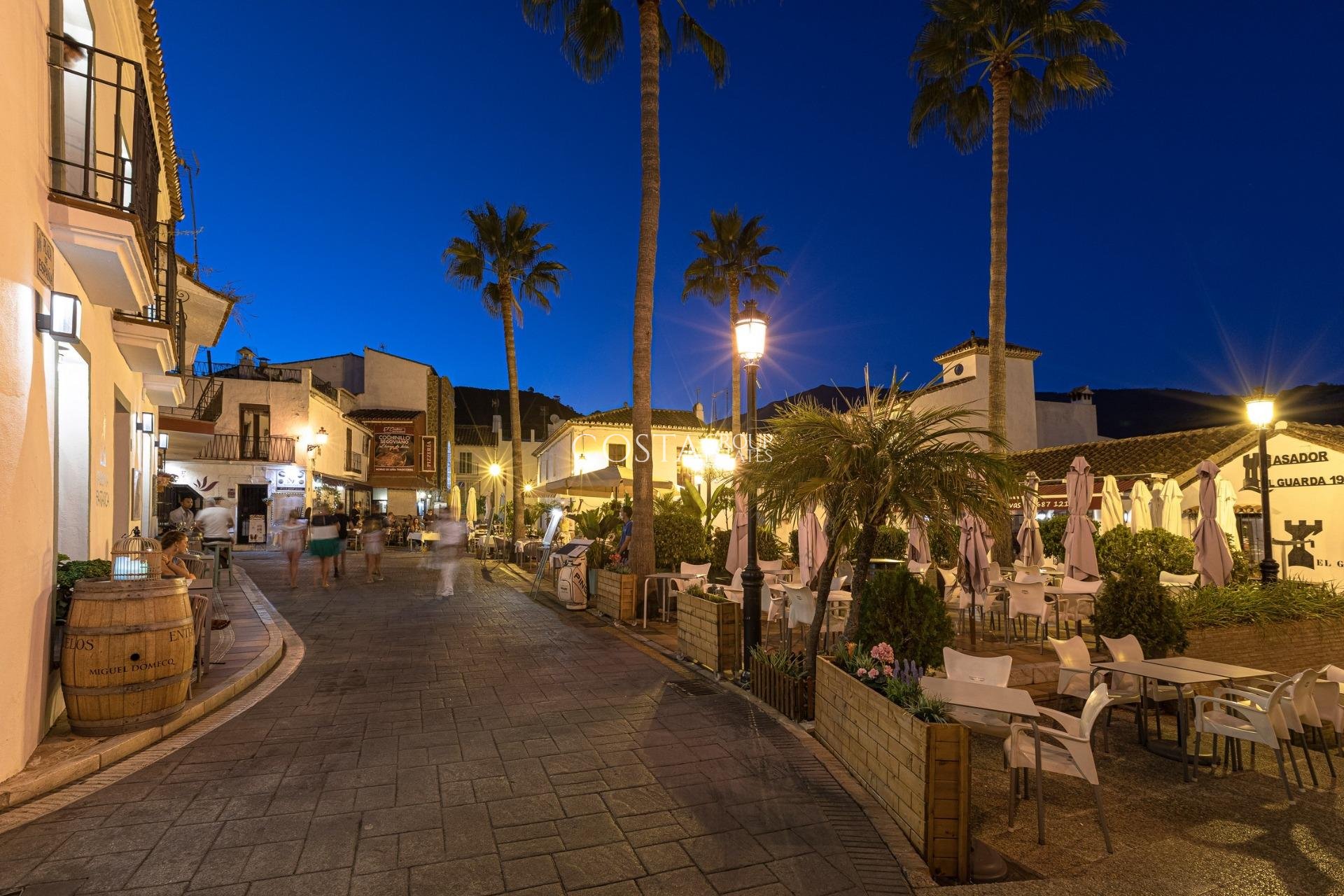 Neue Gebäude - Apartments -
Benahavís - pueblo