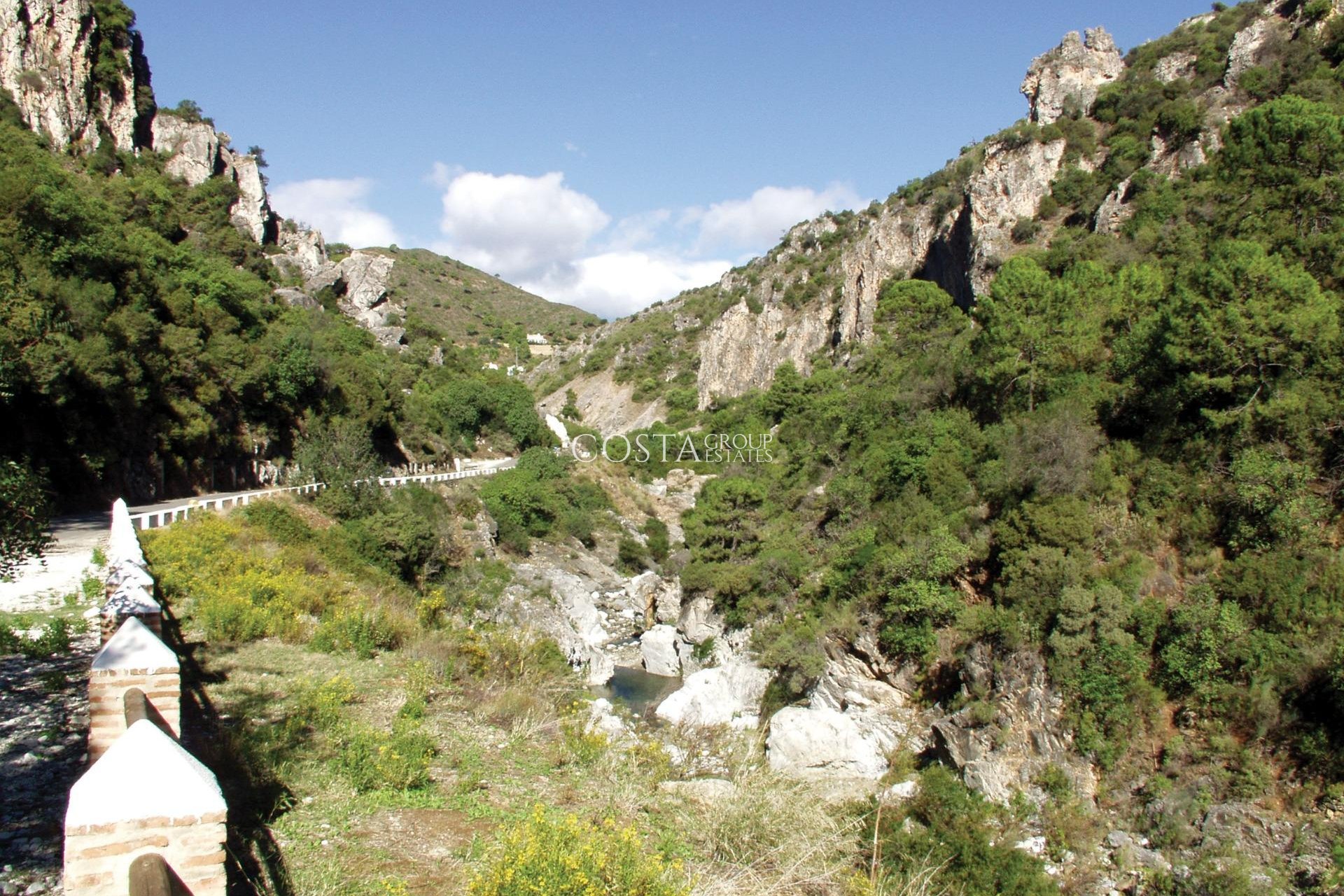 Neue Gebäude - Apartments -
Benahavís - pueblo