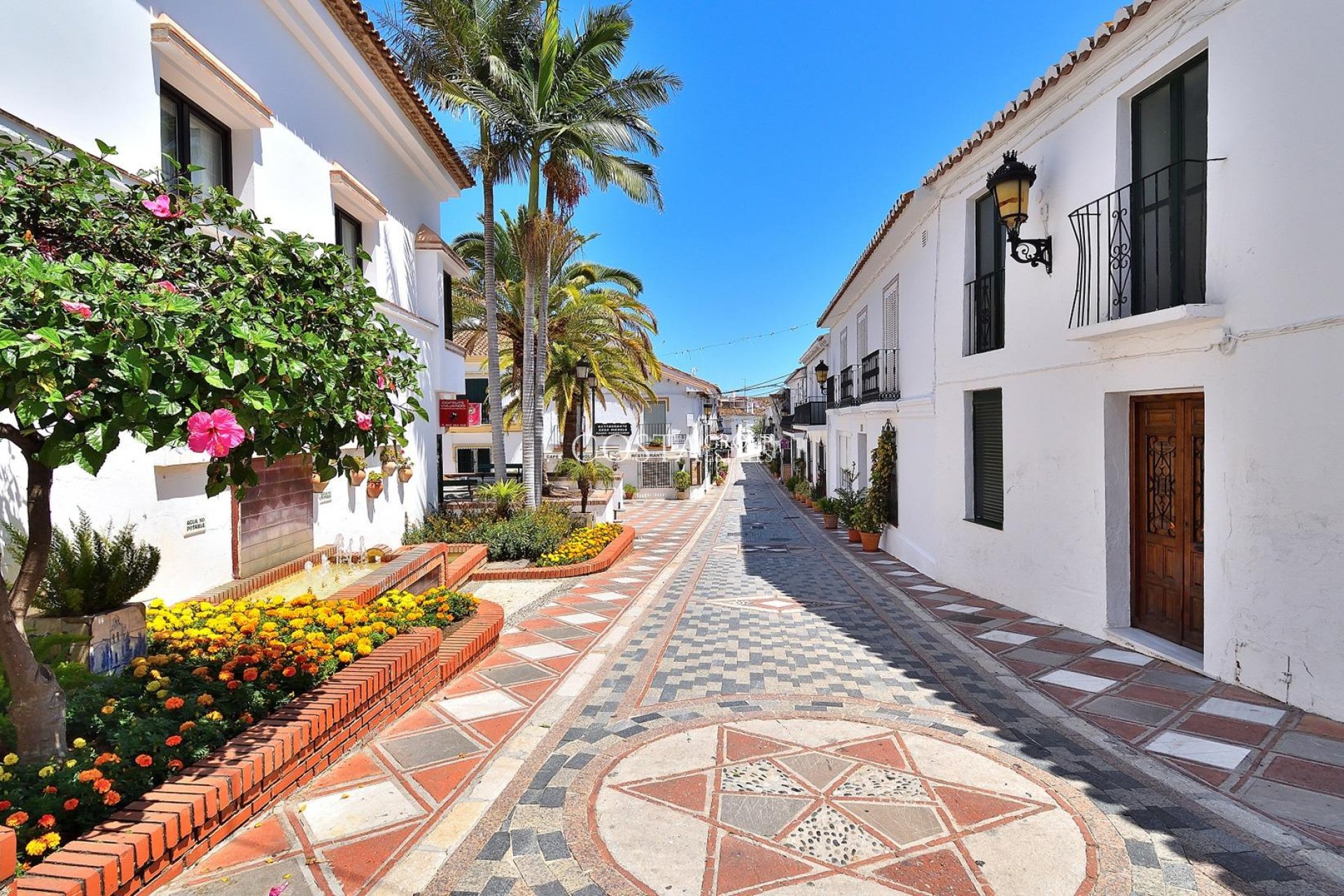 Neue Gebäude - Apartments -
Benalmádena - Puerto Marina