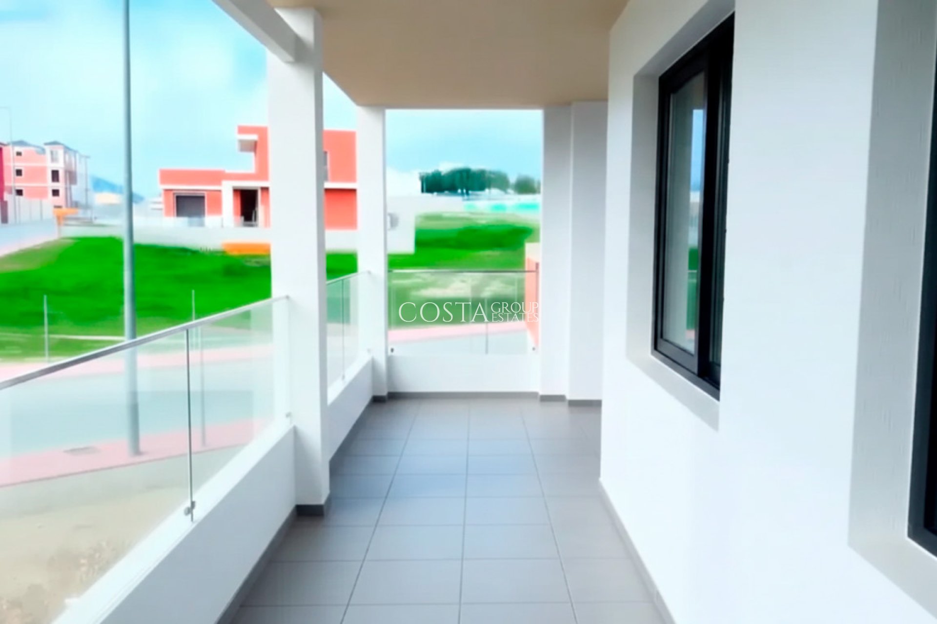 Neue Gebäude - Apartments -
Bigastro