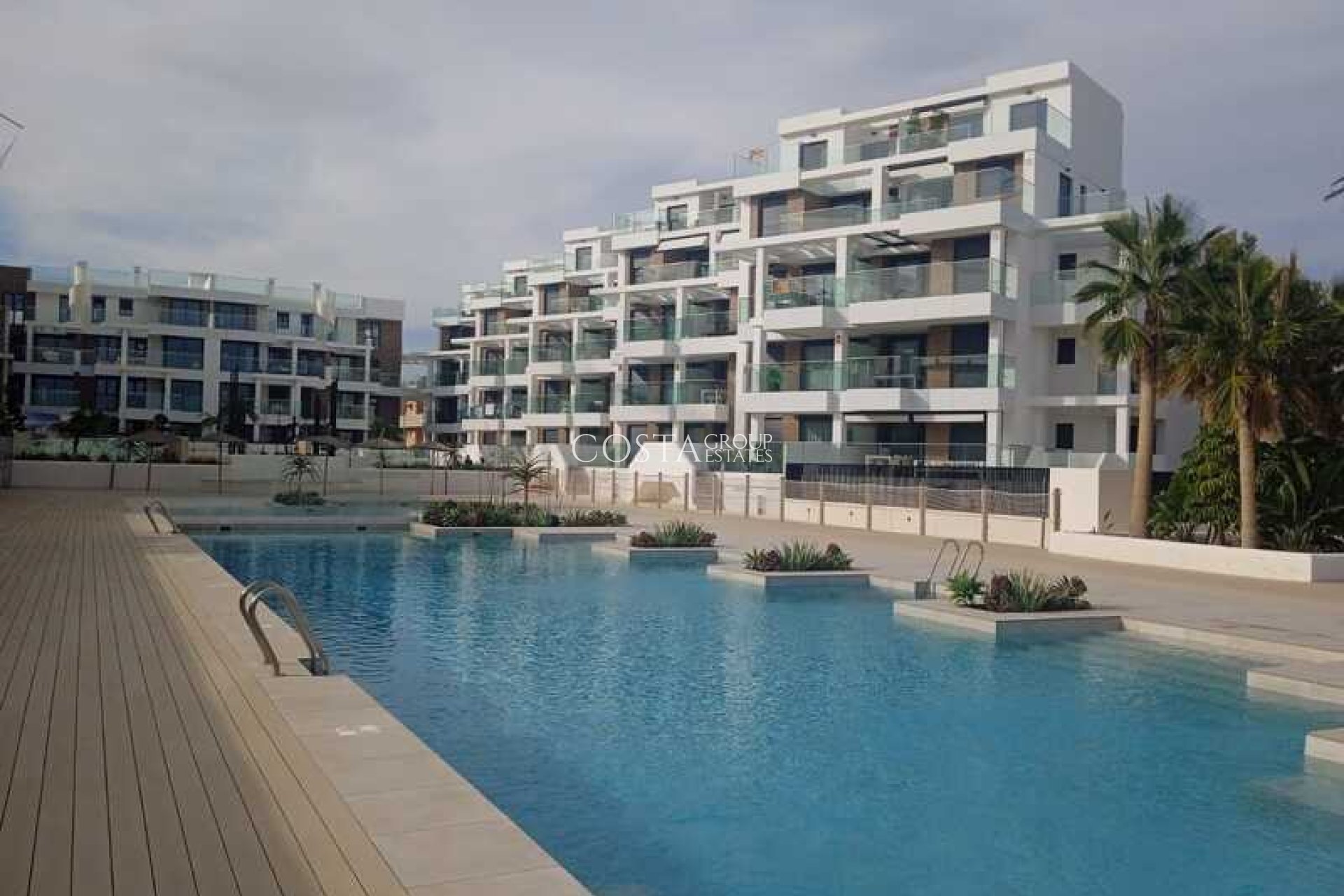 Neue Gebäude - Apartments -
Denia - Dénia