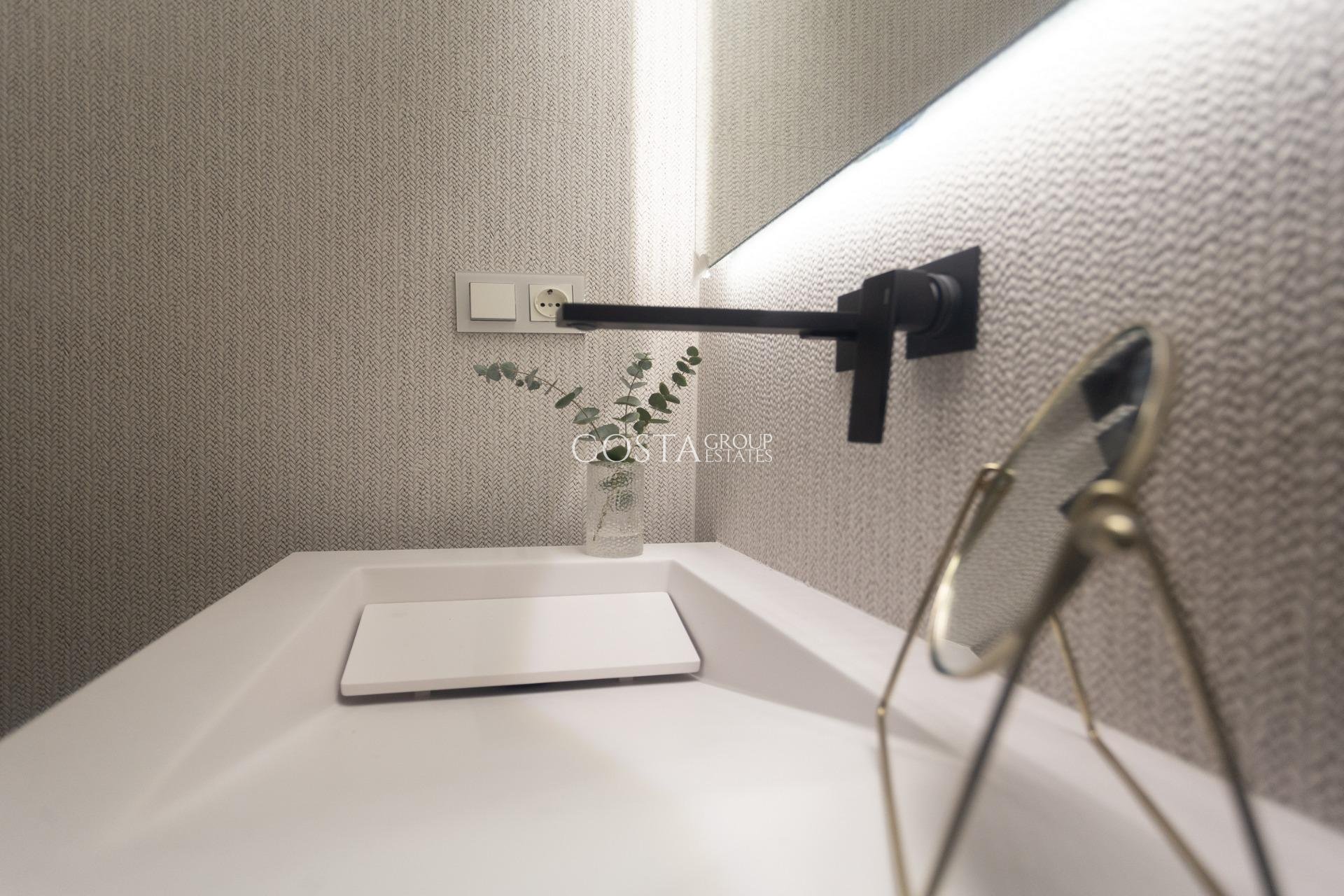 Neue Gebäude - Apartments -
Denia - L´Estanyó (Marinas)