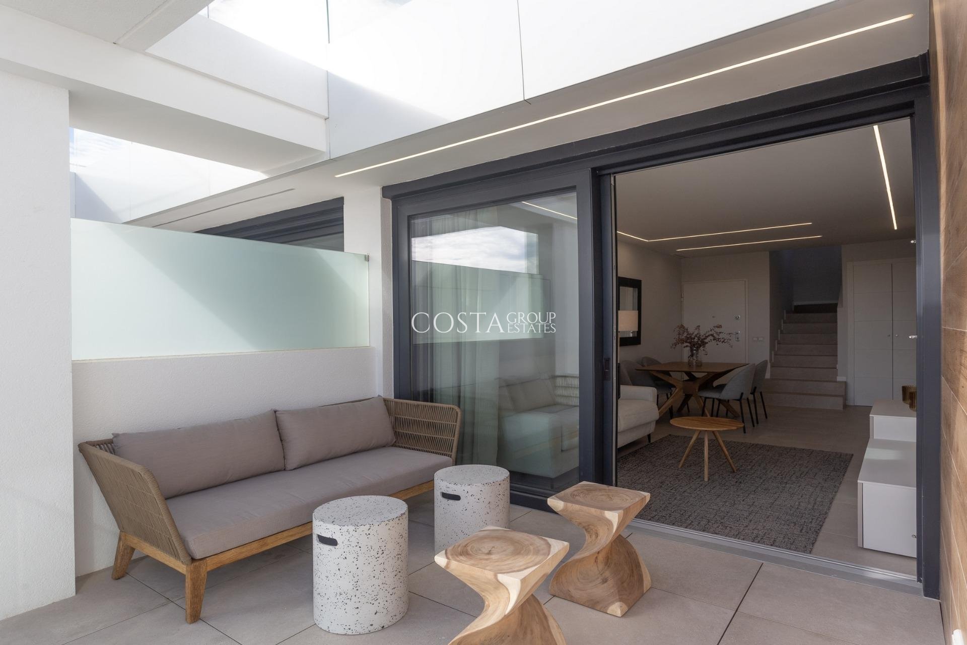 Neue Gebäude - Apartments -
Denia - L´Estanyó (Marinas)