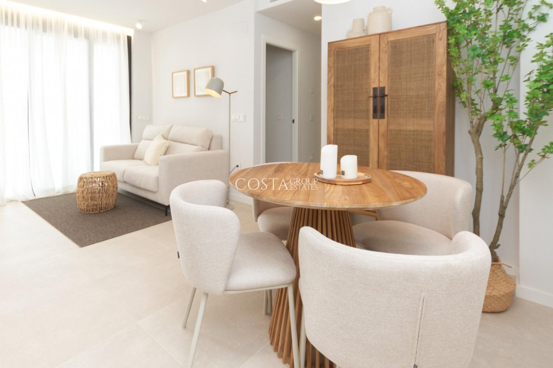 Neue Gebäude - Apartments -
Denia - Las Marinas km 2.5