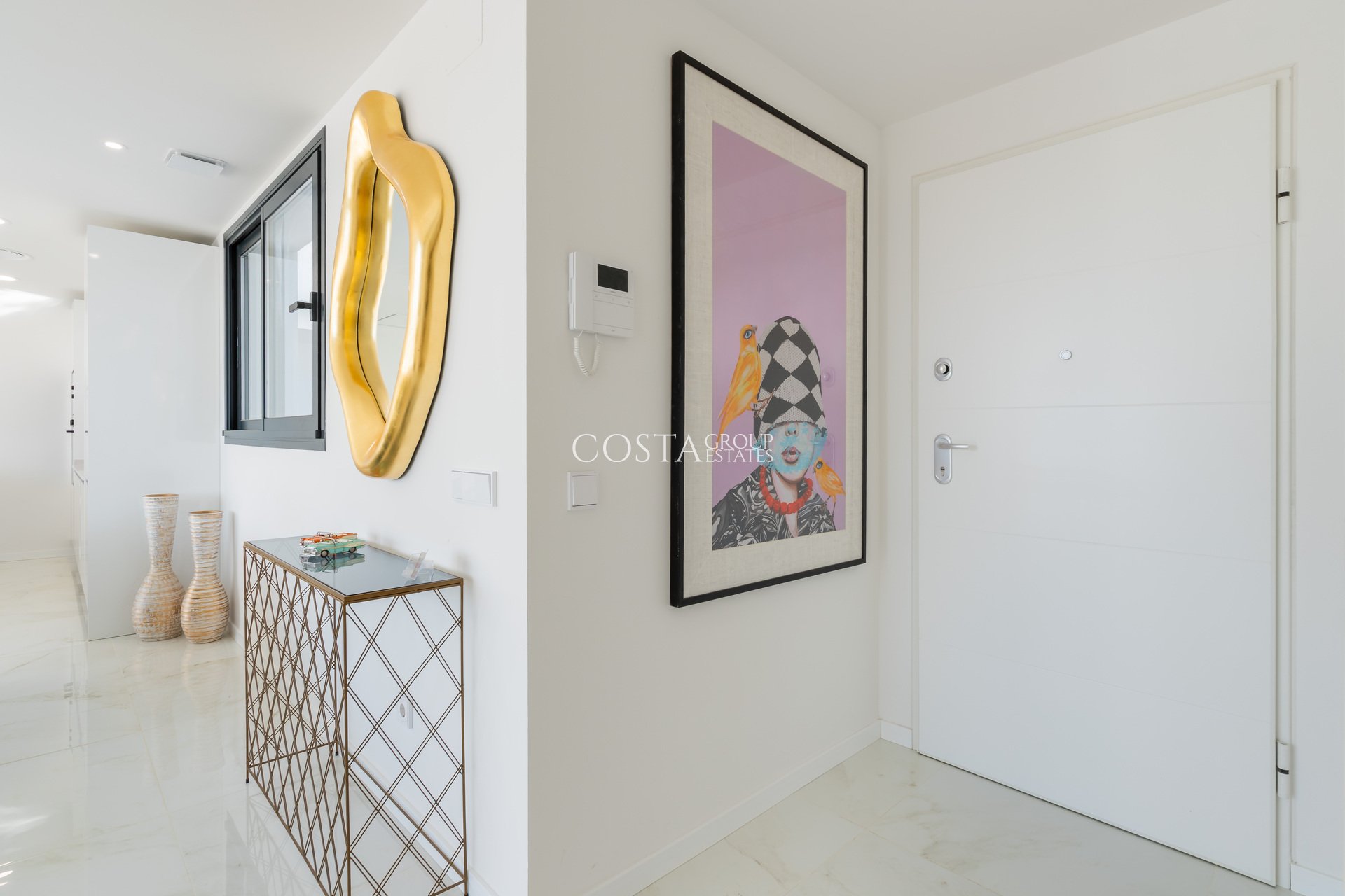 Neue Gebäude - Apartments -
Estepona