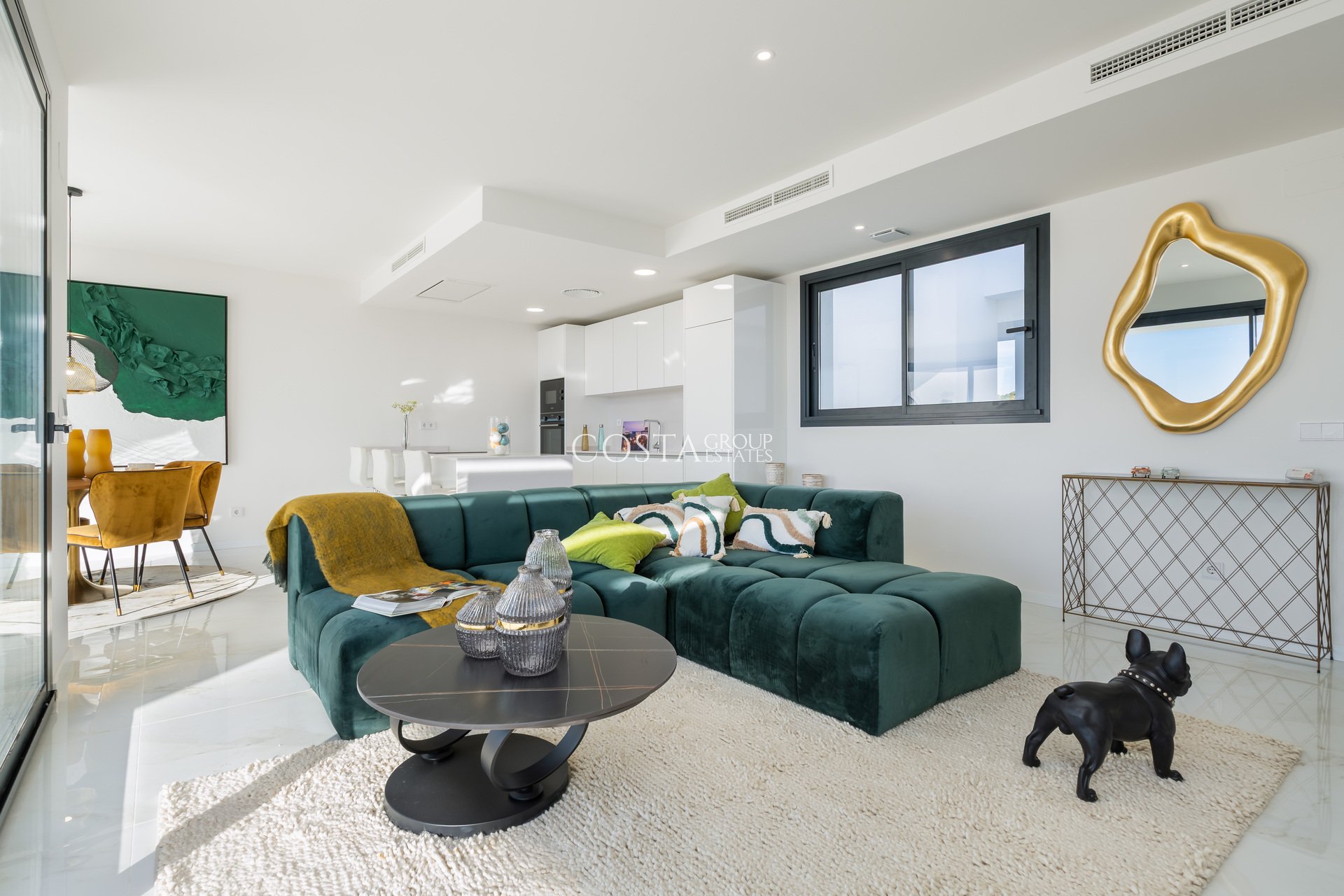 Neue Gebäude - Apartments -
Estepona