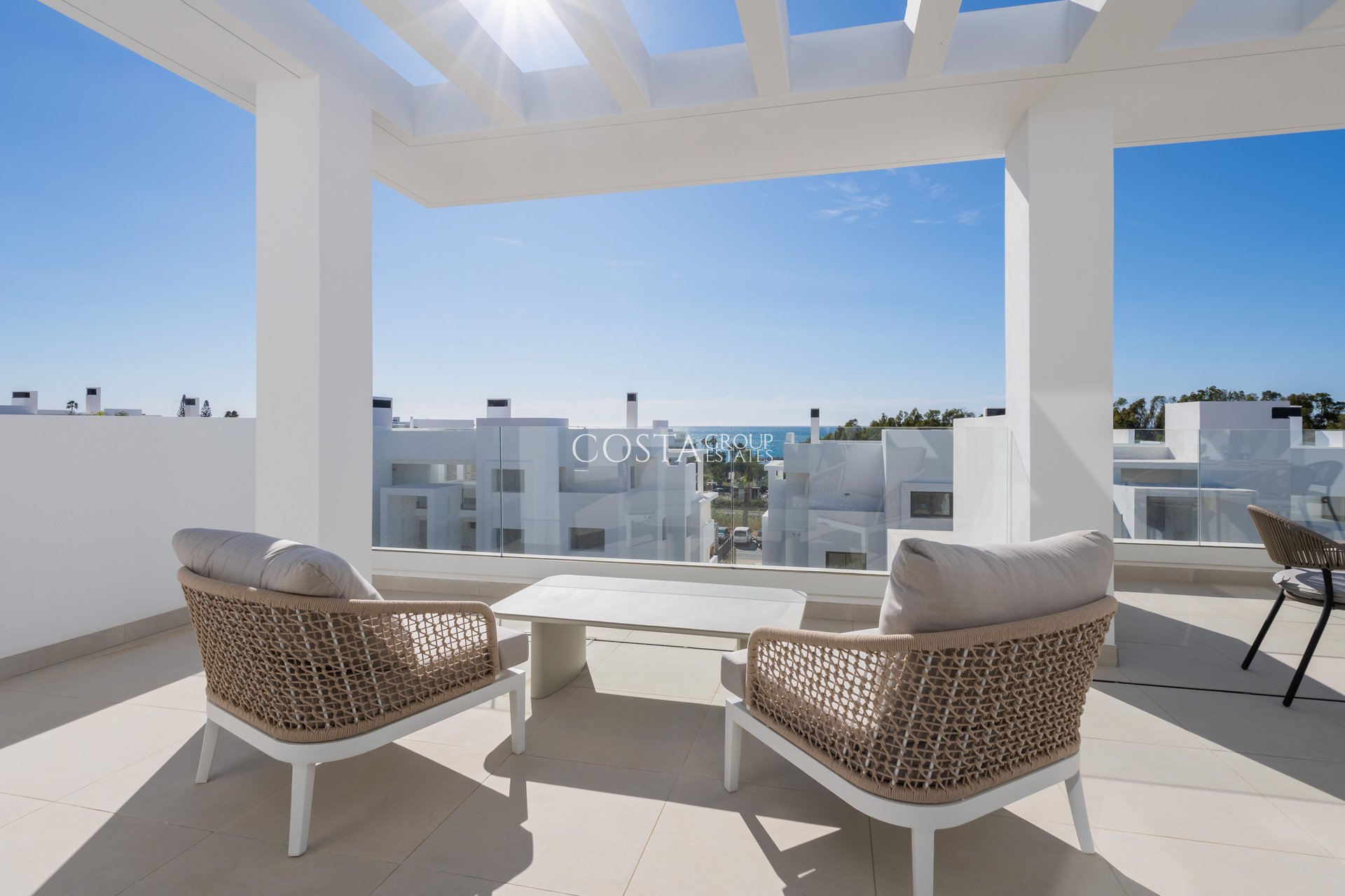 Neue Gebäude - Apartments -
Estepona