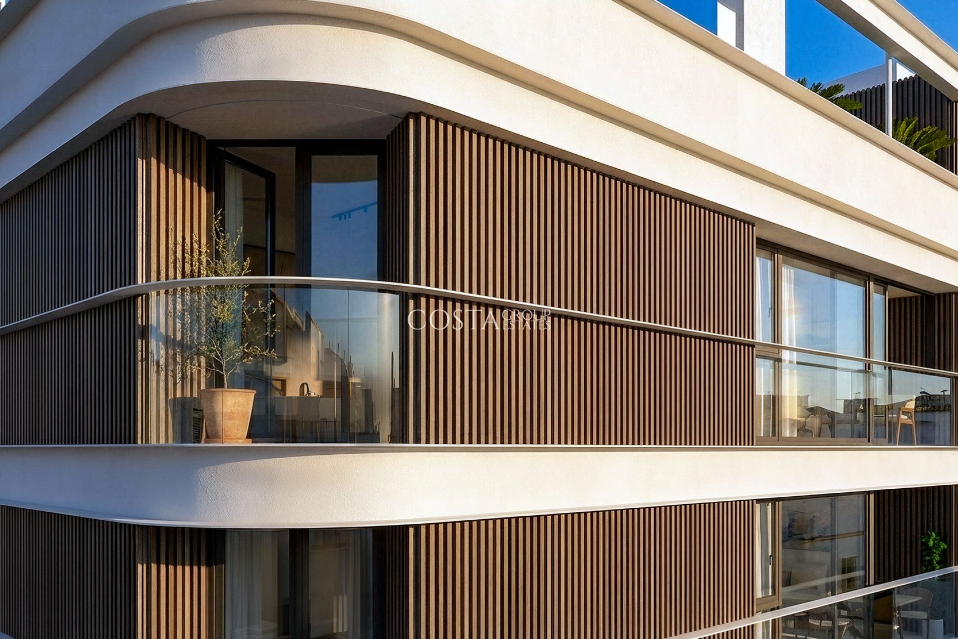 Neue Gebäude - Apartments -
Estepona