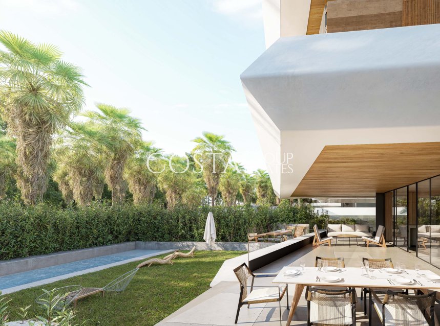Neue Gebäude - Apartments -
Estepona