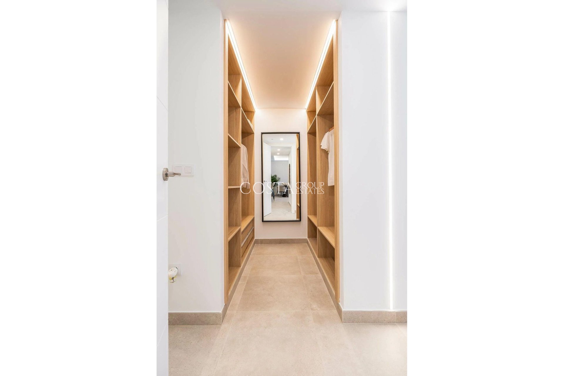 Neue Gebäude - Apartments -
Fuengirola - Centro