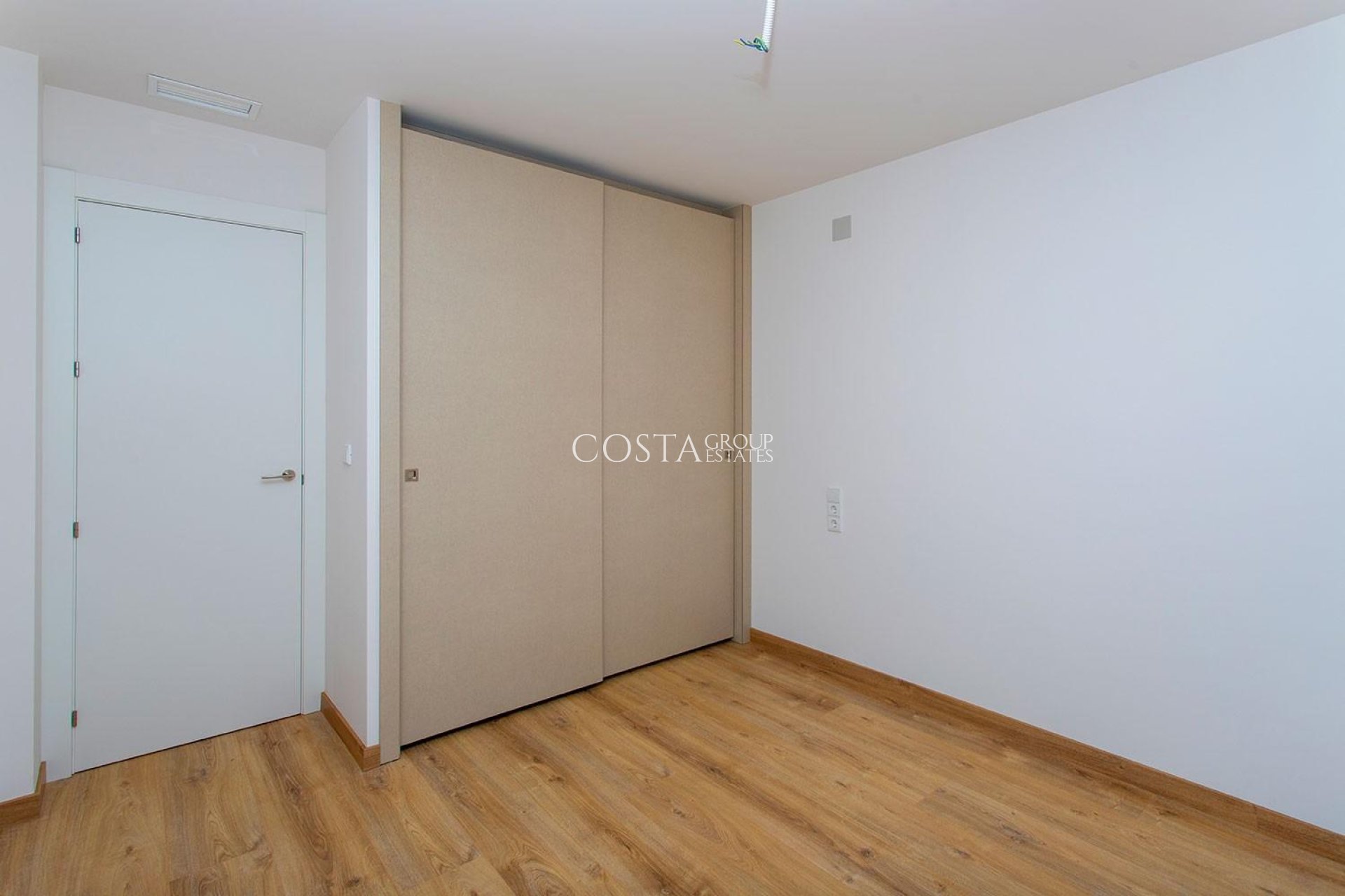 Neue Gebäude - Apartments -
Hondón de las Nieves - El Salero