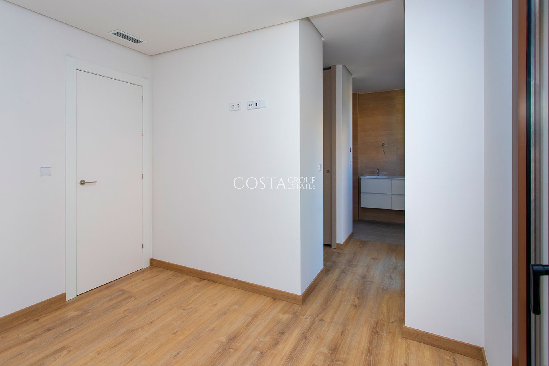 Neue Gebäude - Apartments -
Hondón de las Nieves