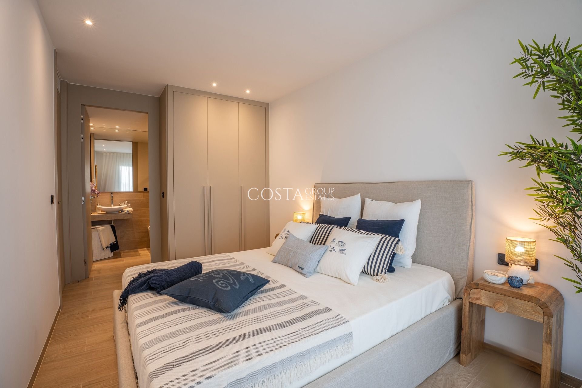 Neue Gebäude - Apartments -
La Finca Golf