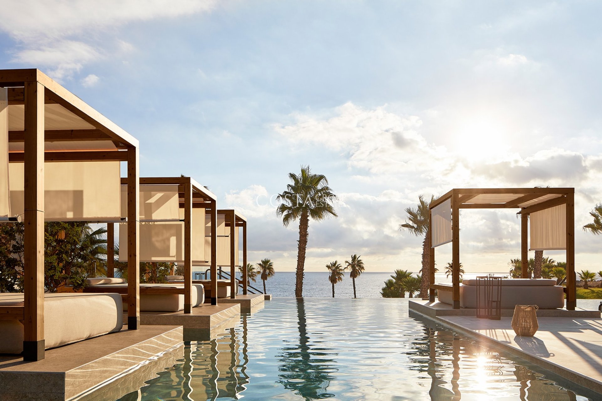 Neue Gebäude - Apartments -
Macenas