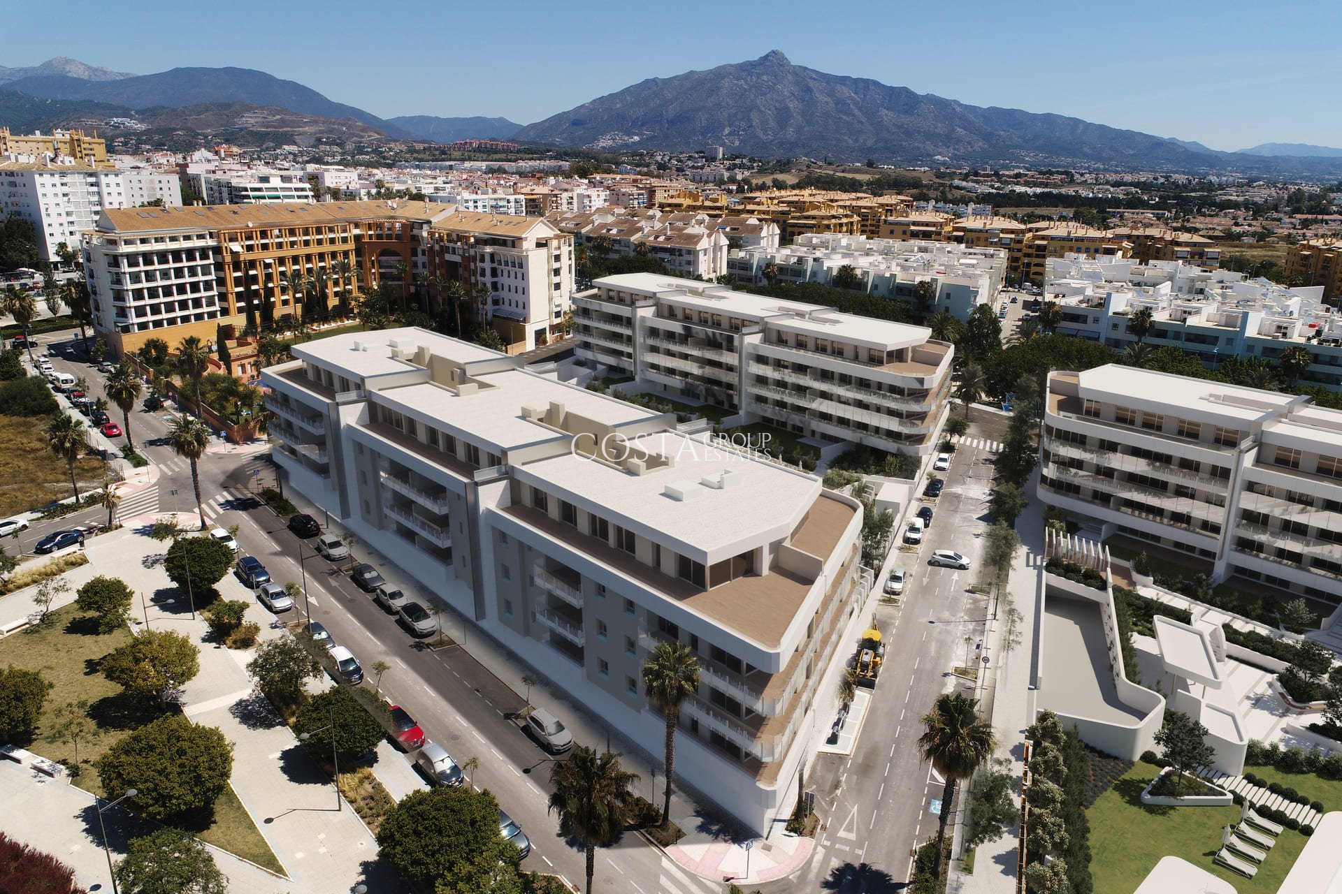 Neue Gebäude - Apartments -
Marbella
