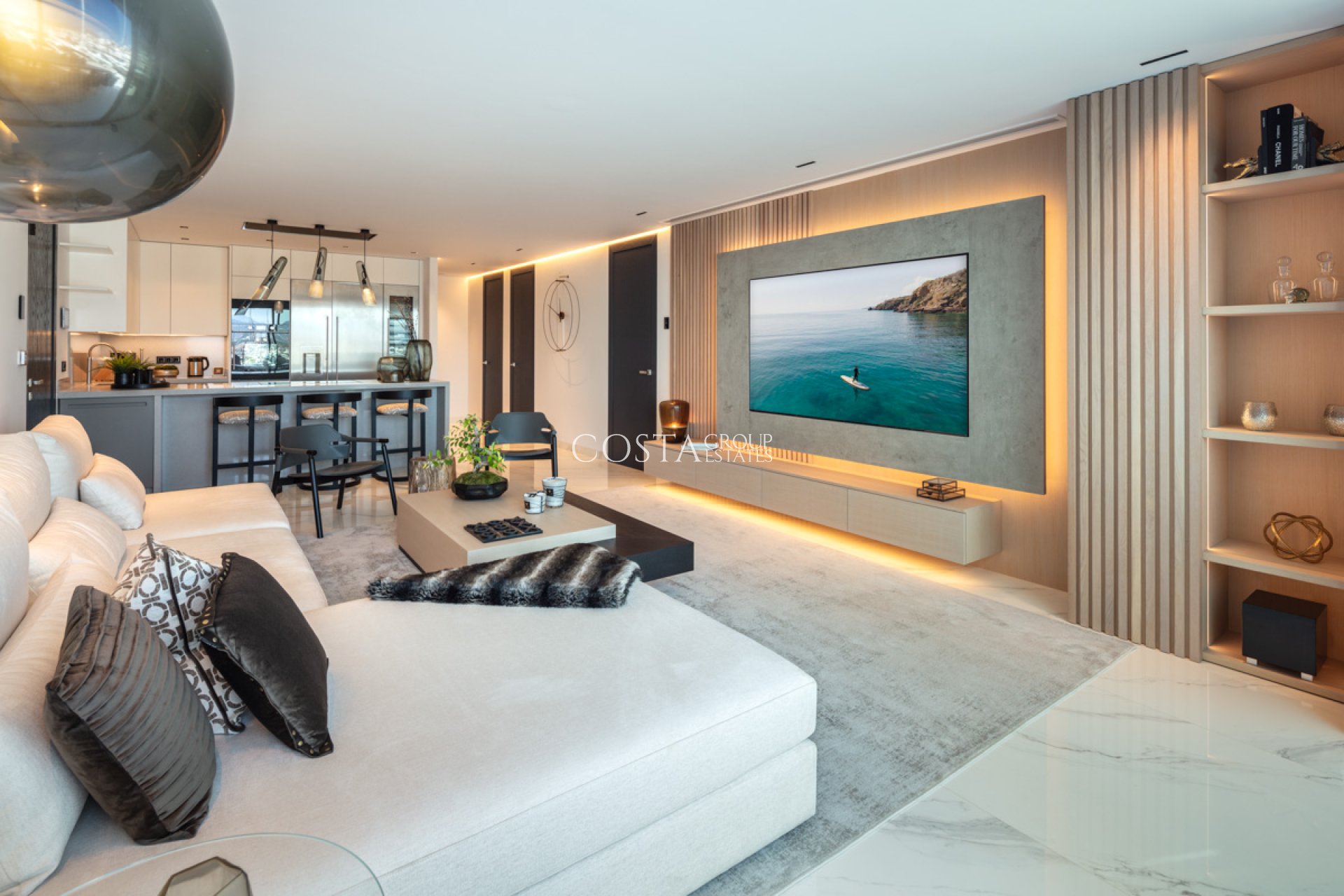 Neue Gebäude - Apartments -
Marbella