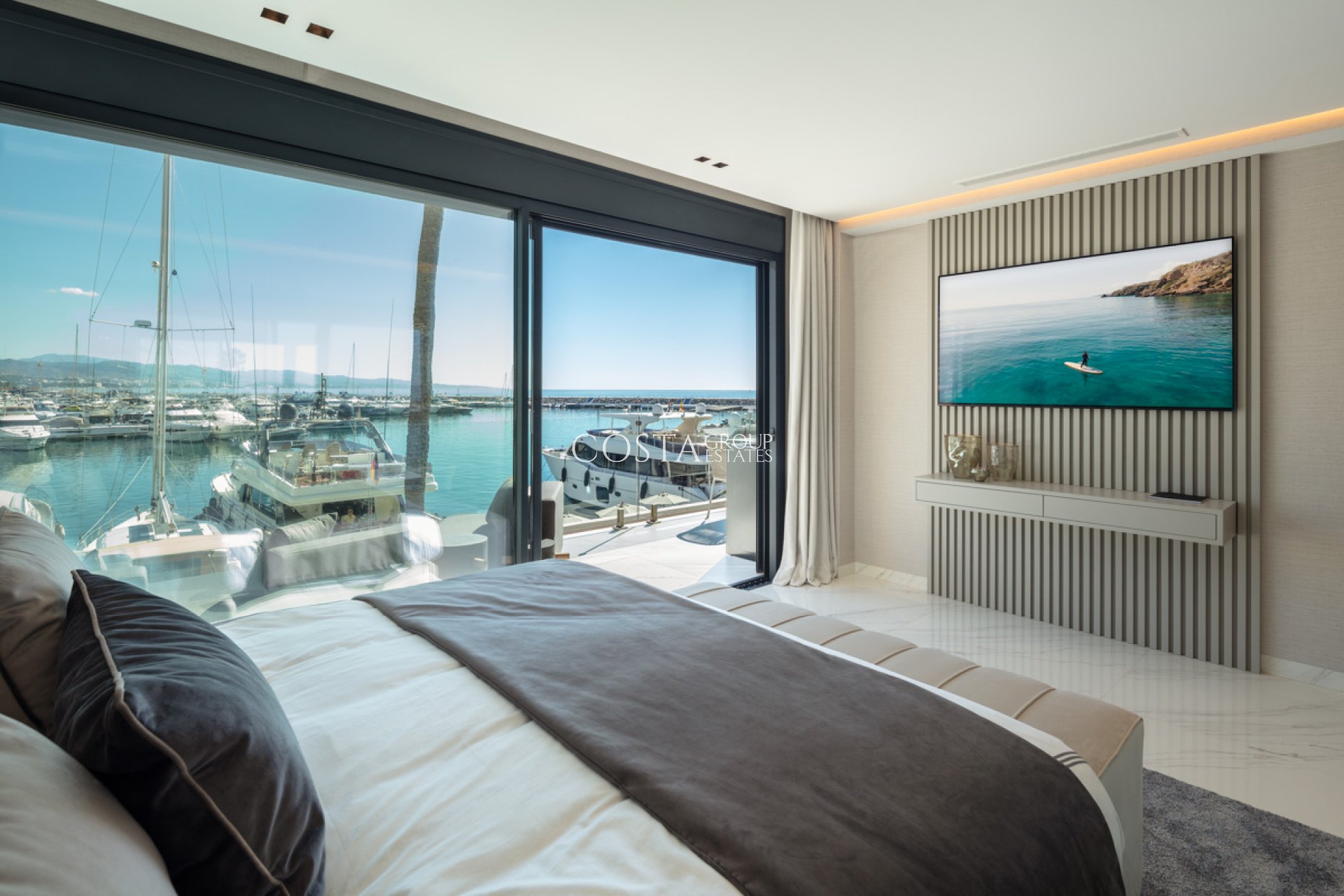 Neue Gebäude - Apartments -
Marbella