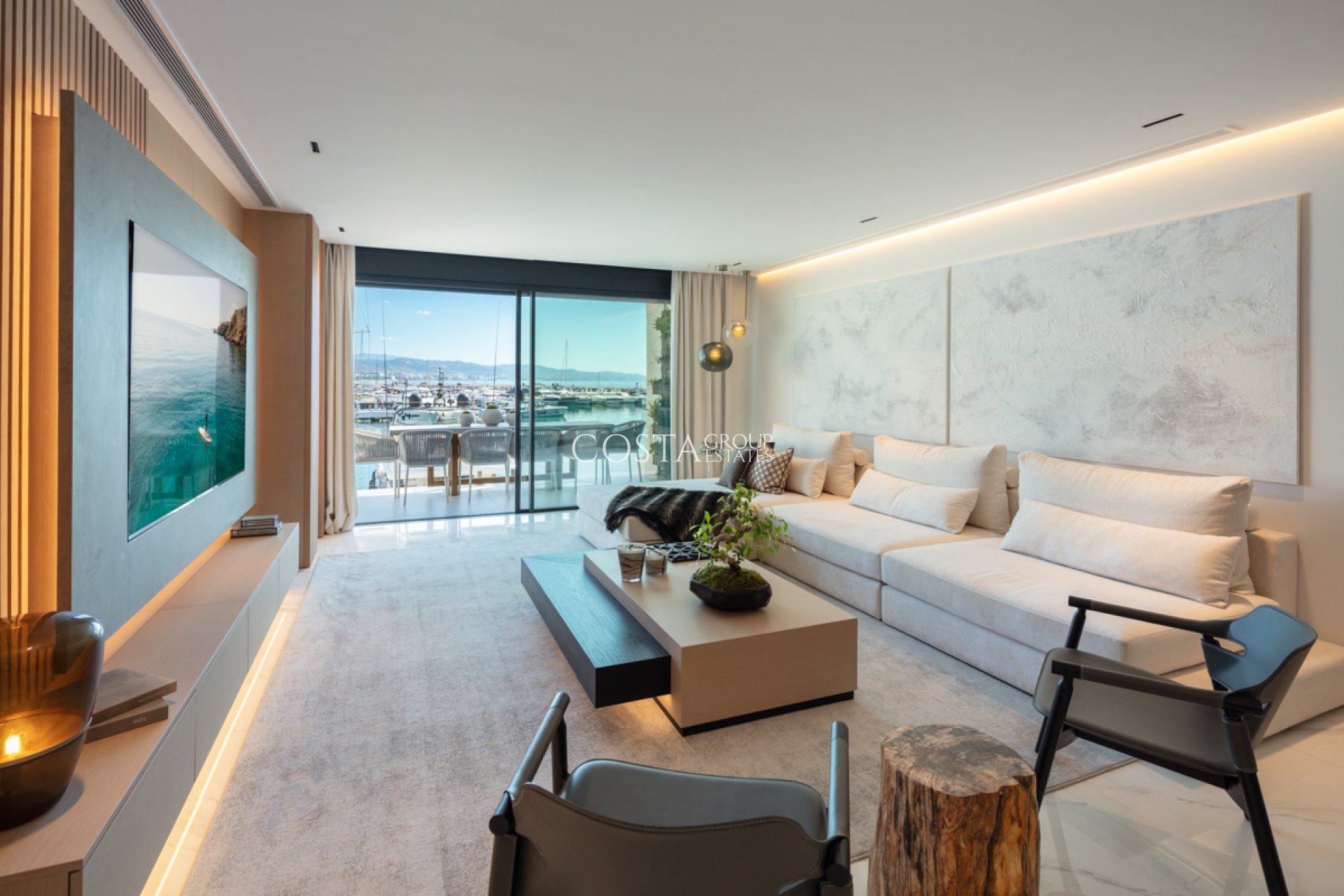 Neue Gebäude - Apartments -
Marbella
