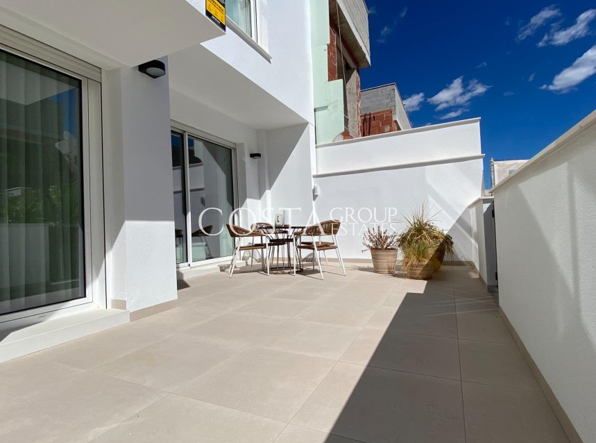 Neue Gebäude - Apartments -
Pilar de la Horadada - pueblo