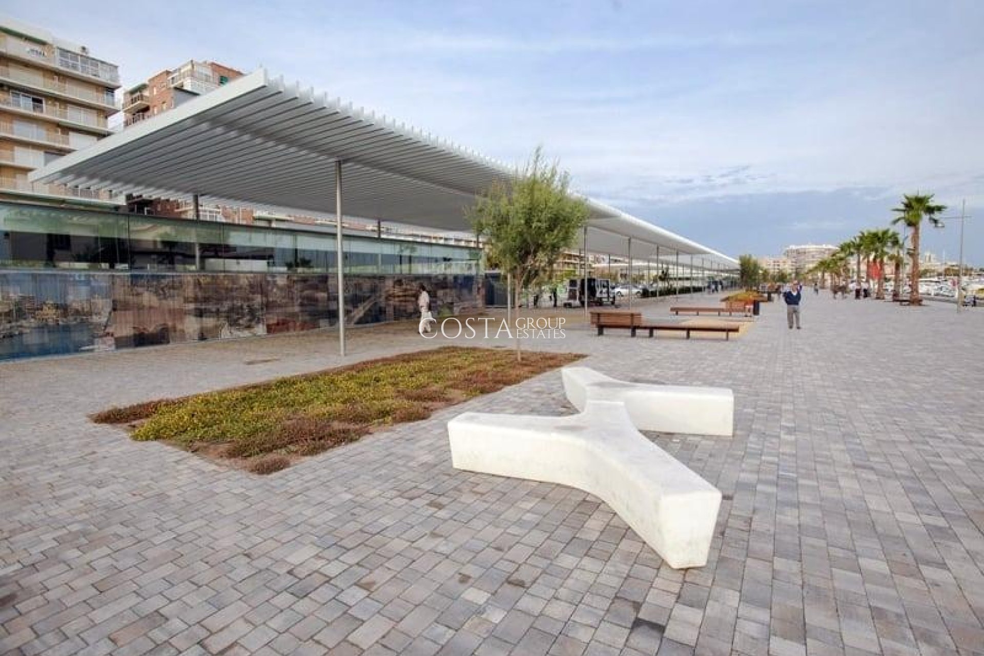 Neue Gebäude - Apartments -
Santa Pola - Playa Tamarit