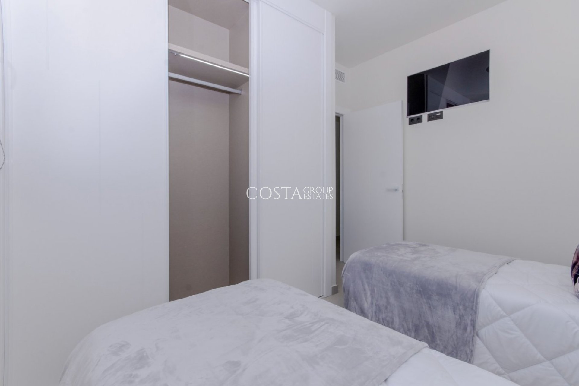 Neue Gebäude - Apartments -
Torrevieja - Los Balcones