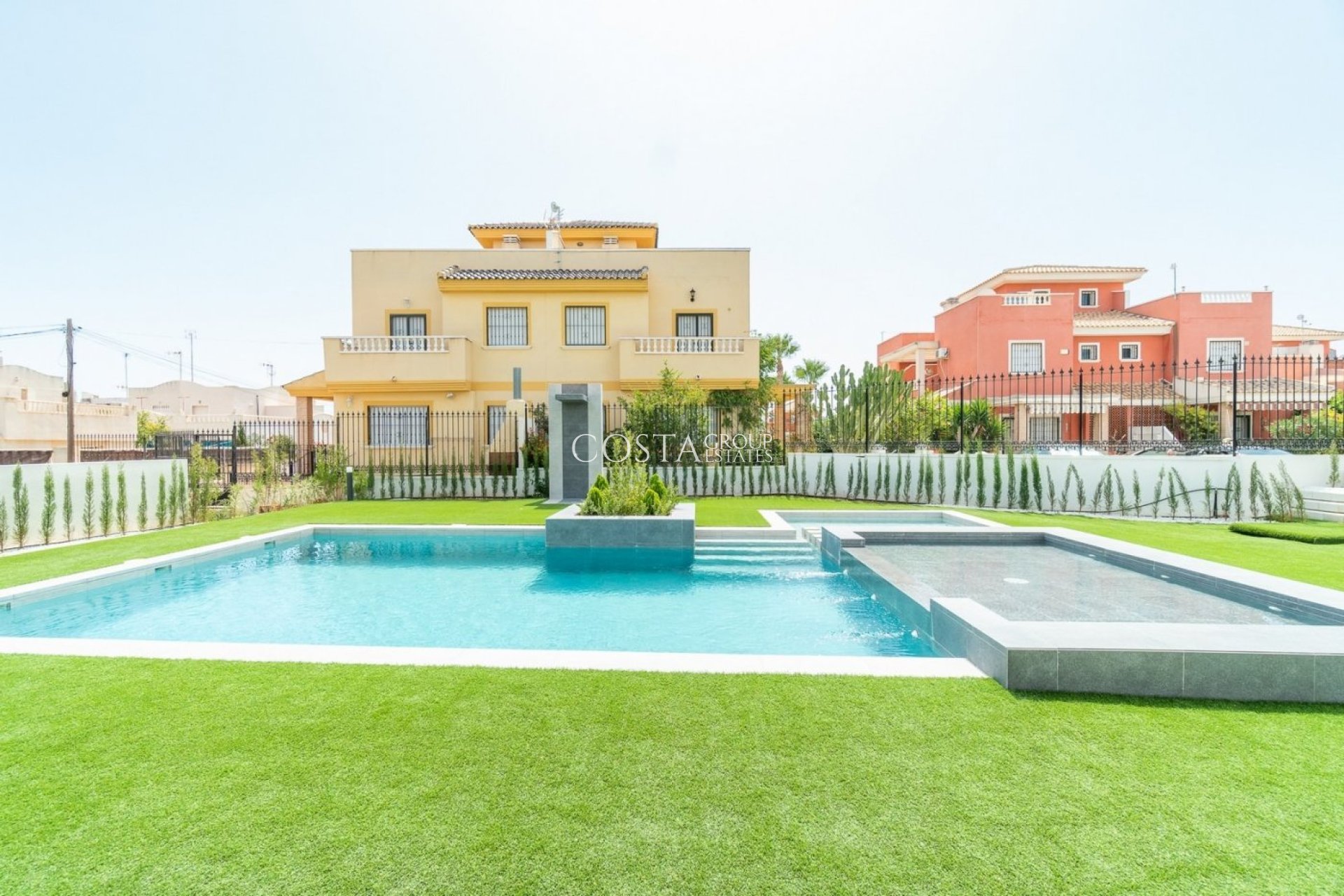 Neue Gebäude - Apartments -
Torrevieja - Los Balcones
