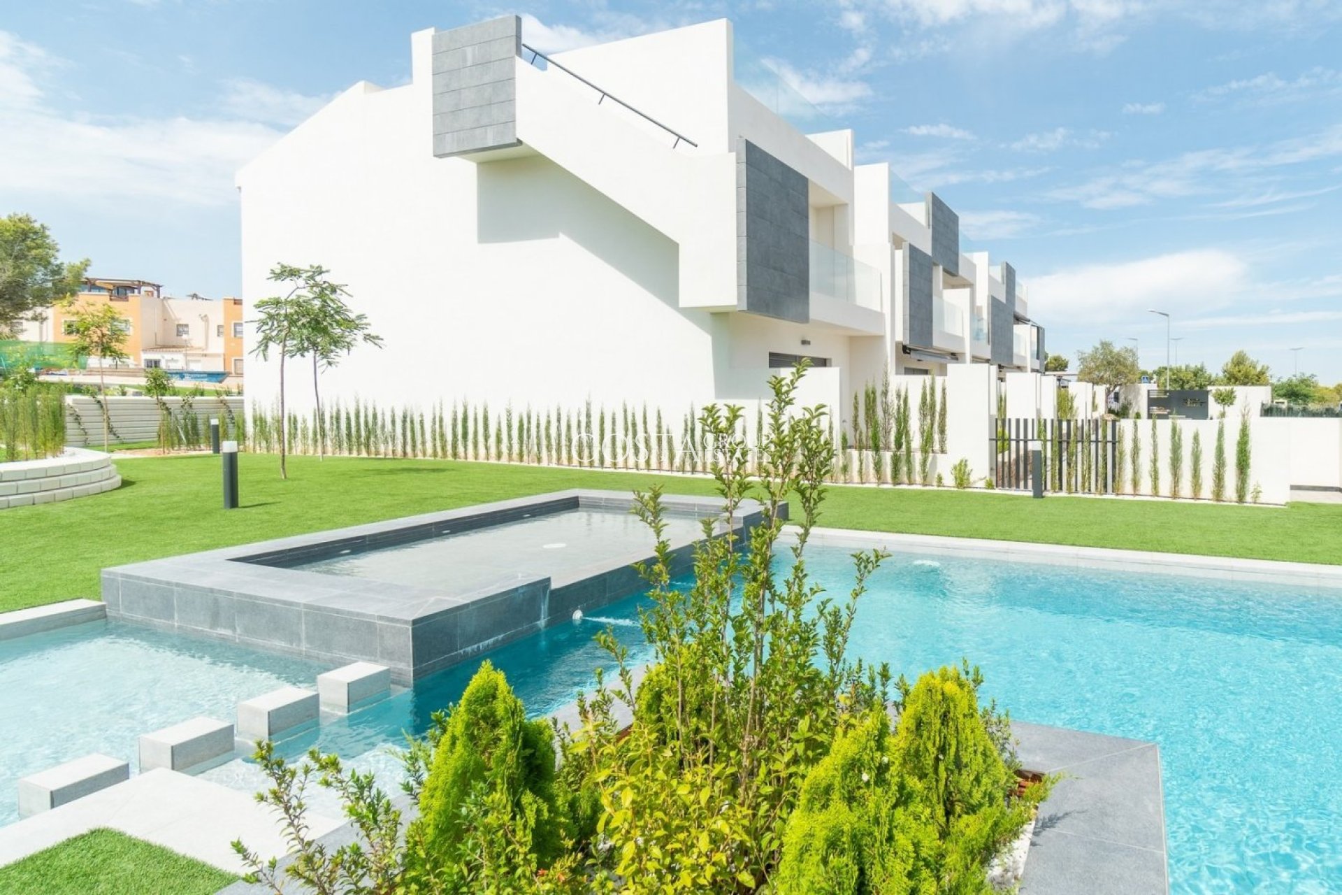 Neue Gebäude - Apartments -
Torrevieja - Los Balcones