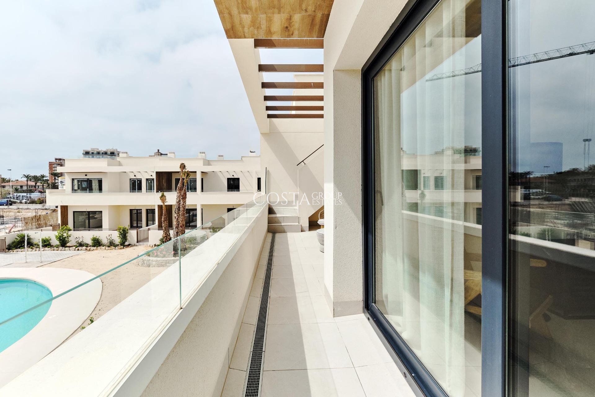 Neue Gebäude - Apartments -
Torrevieja - Villa Amalia