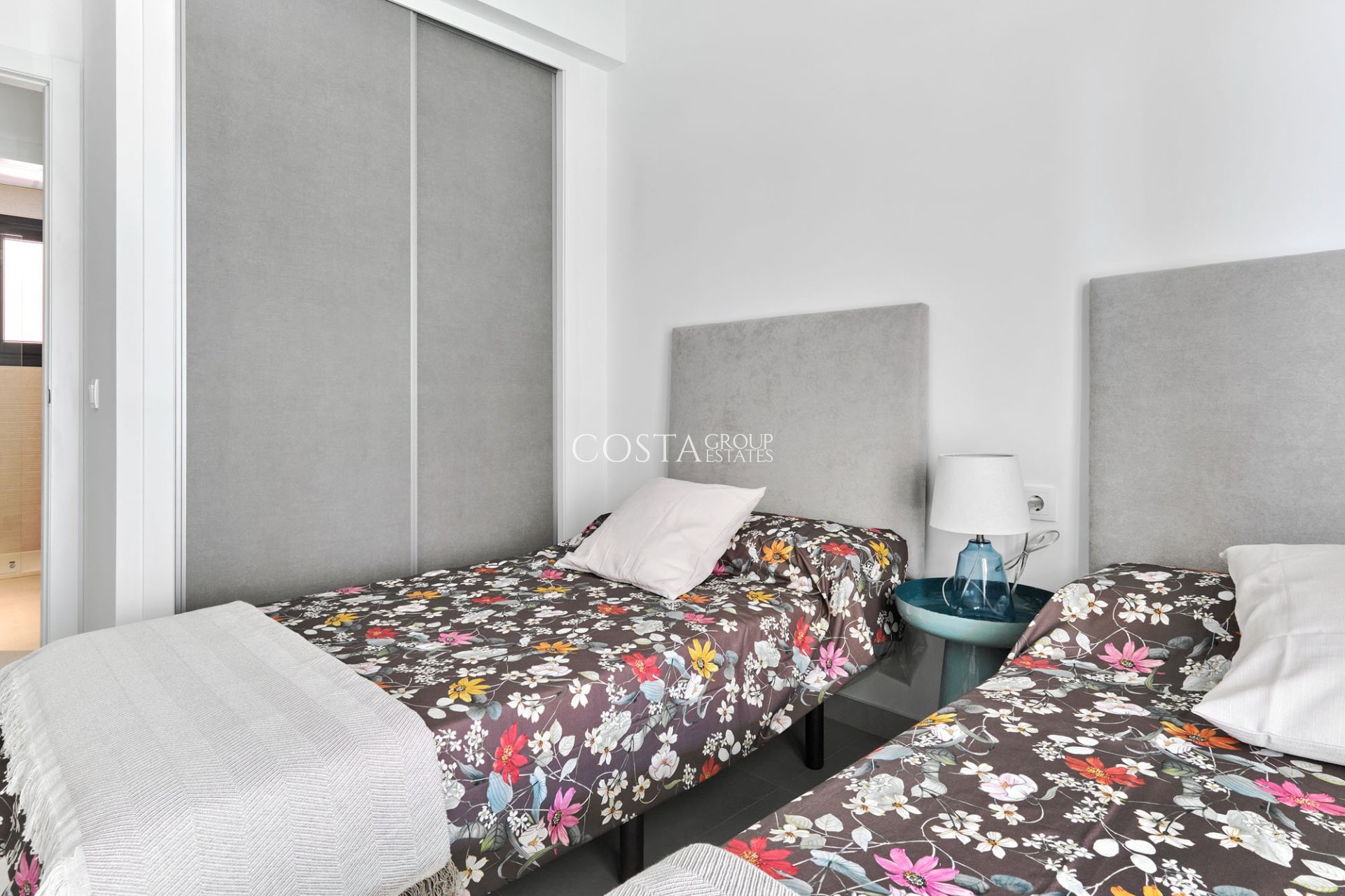 Neue Gebäude - Apartments -
Torrevieja