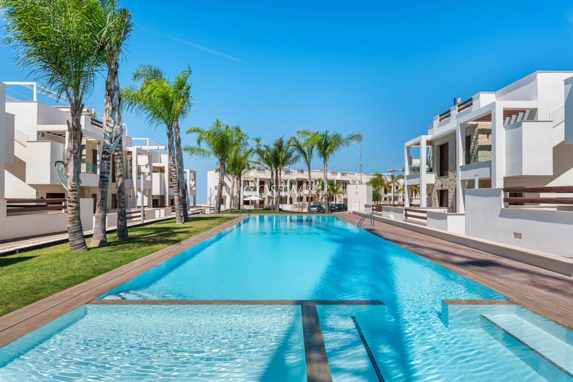 Neue Gebäude - Apartments -
Torrevieja