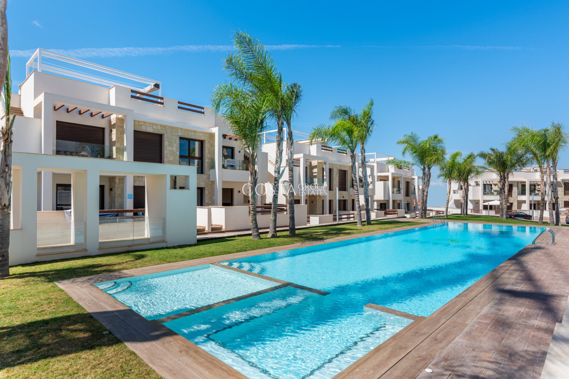 Neue Gebäude - Apartments -
Torrevieja