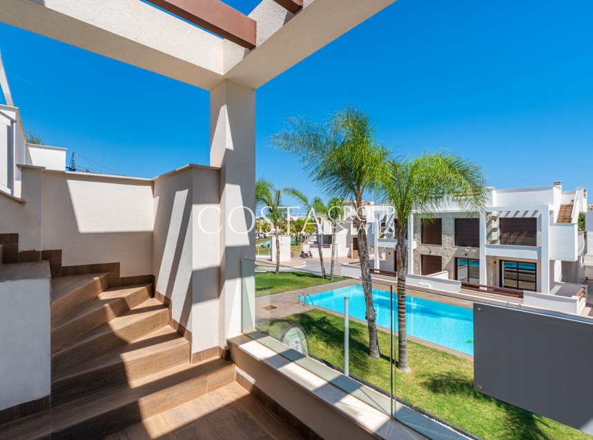 Neue Gebäude - Apartments -
Torrevieja