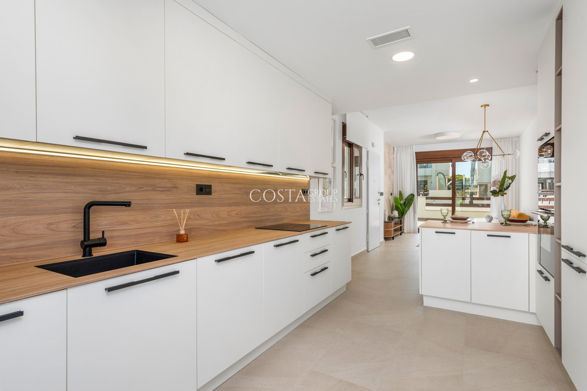 Neue Gebäude - Apartments -
Torrevieja