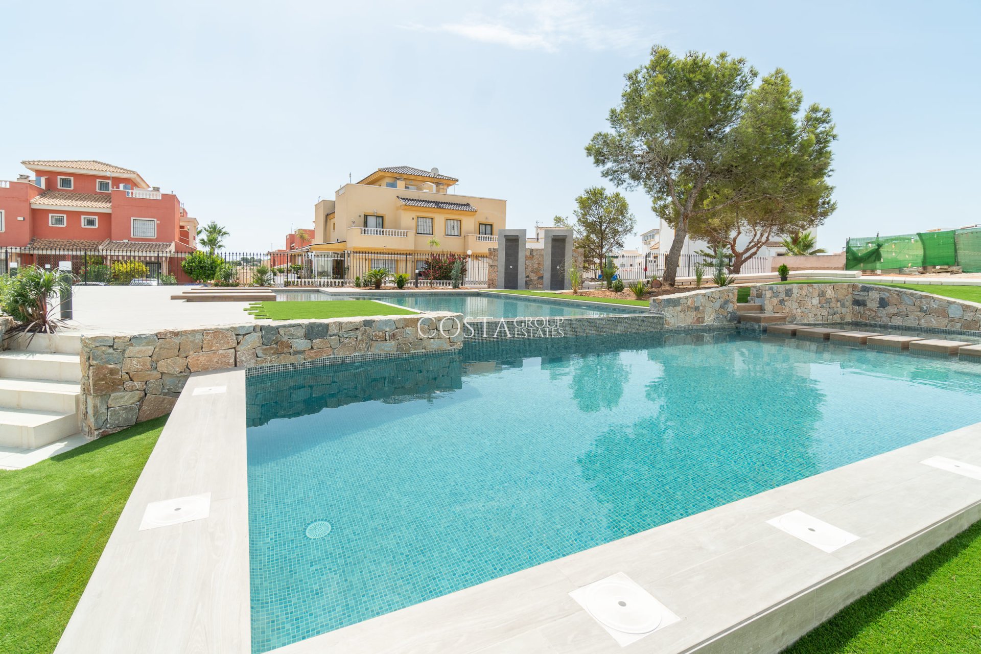 Neue Gebäude - Apartments -
Torrevieja