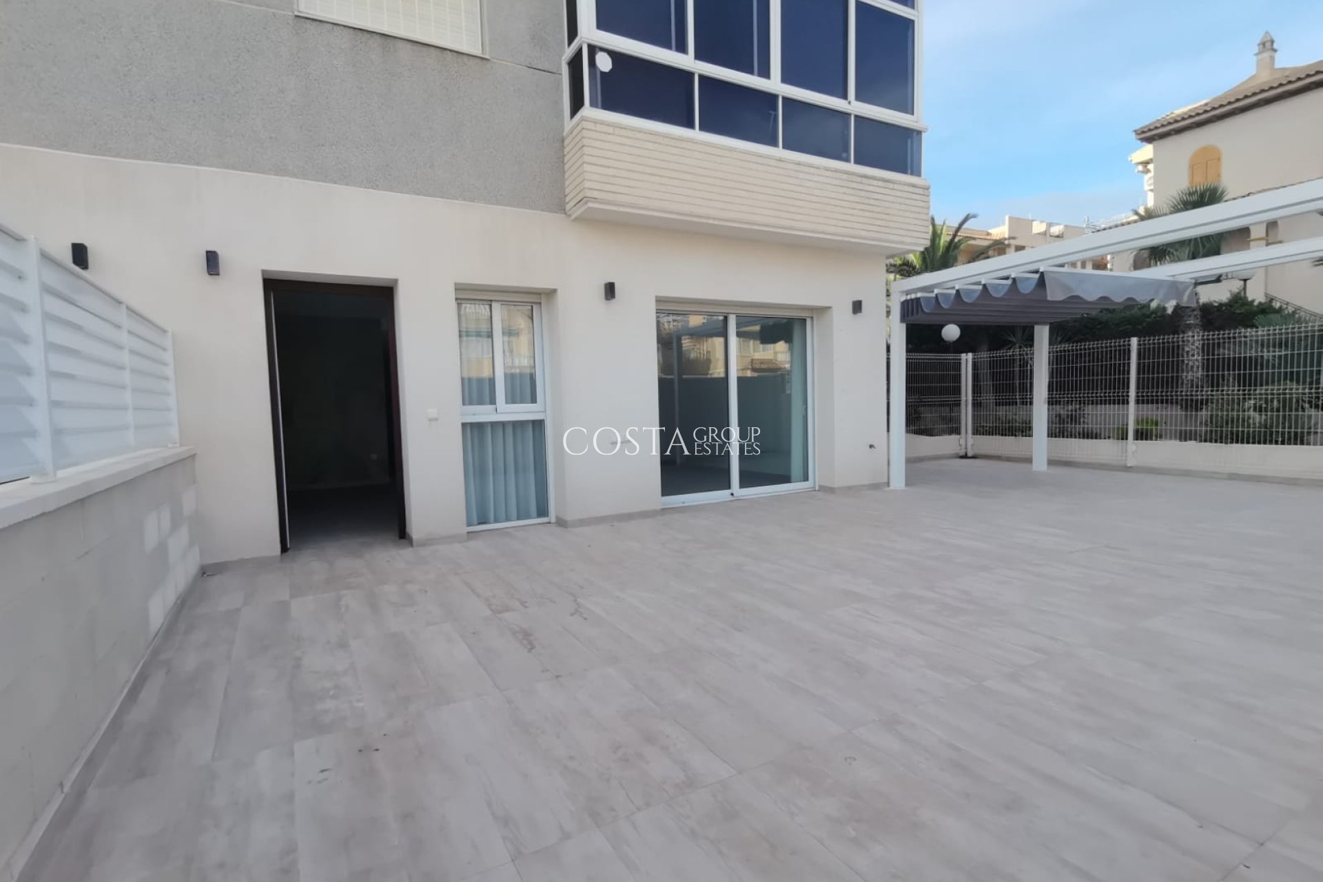 Neue Gebäude - Apartments -
Torrevieja
