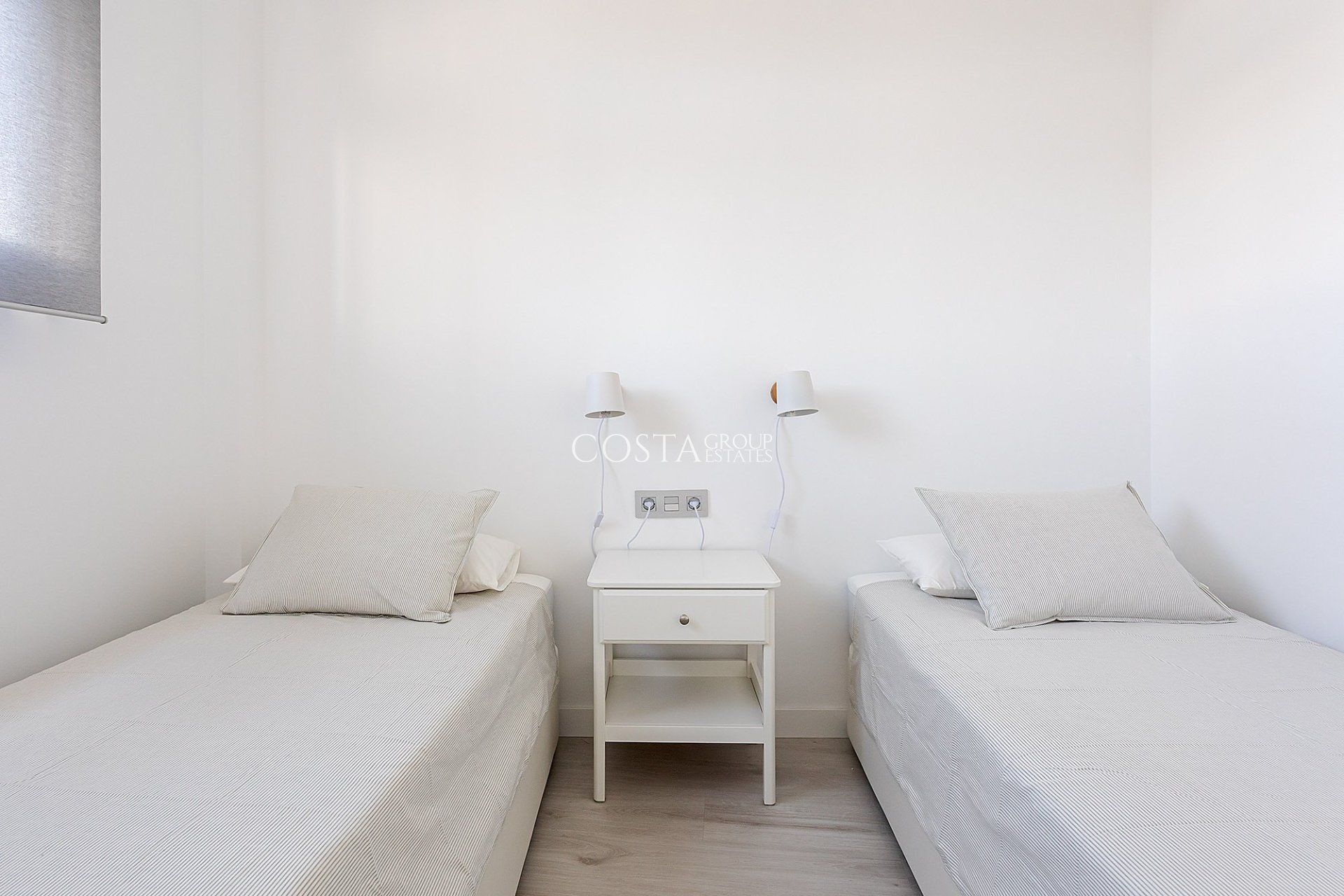 Neue Gebäude - Apartments -
Vera